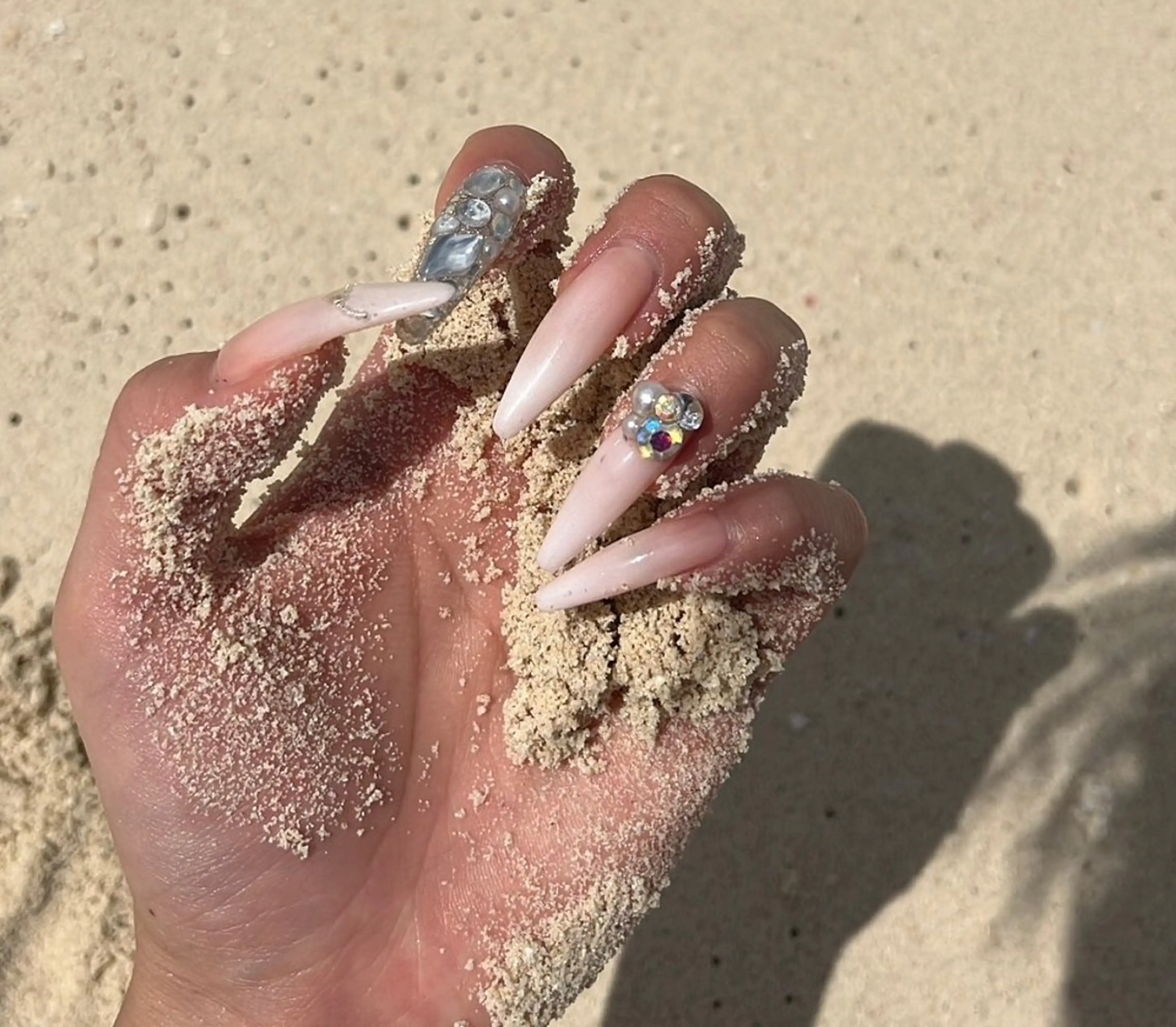 ネイル ハンドネイル &ME ネイルサロンのネイルデザイン