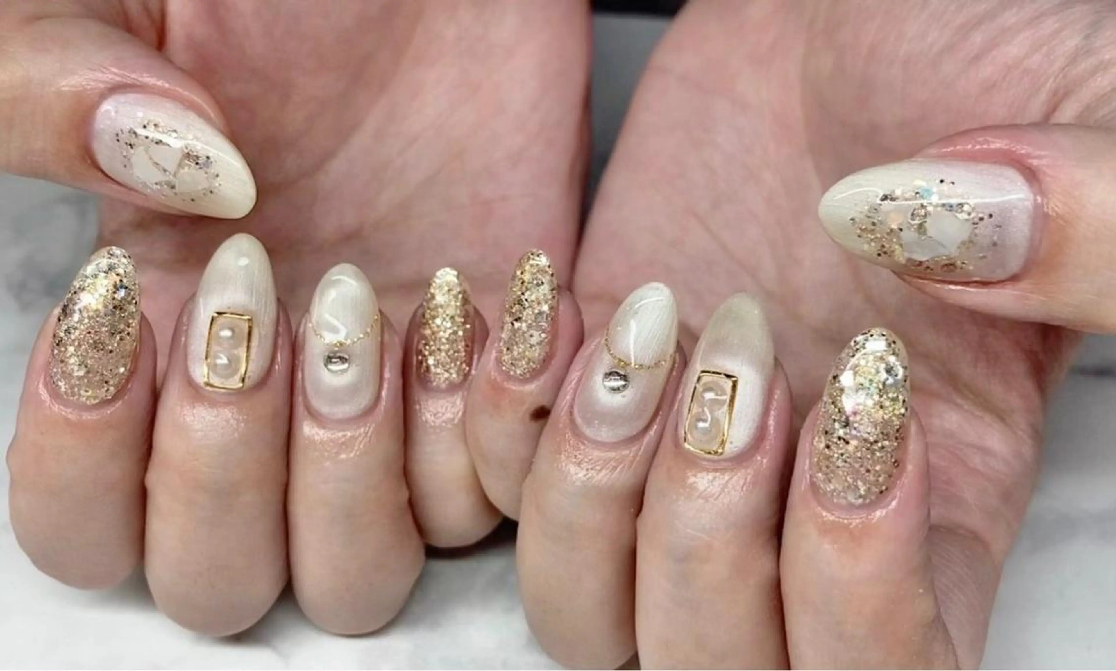 ネイル 長さ出し ジェルネイル 韓国ネイル マグネットネイル 持ち込み ハンドネイル Nail&eye Belire 新宿のネイルデザイン