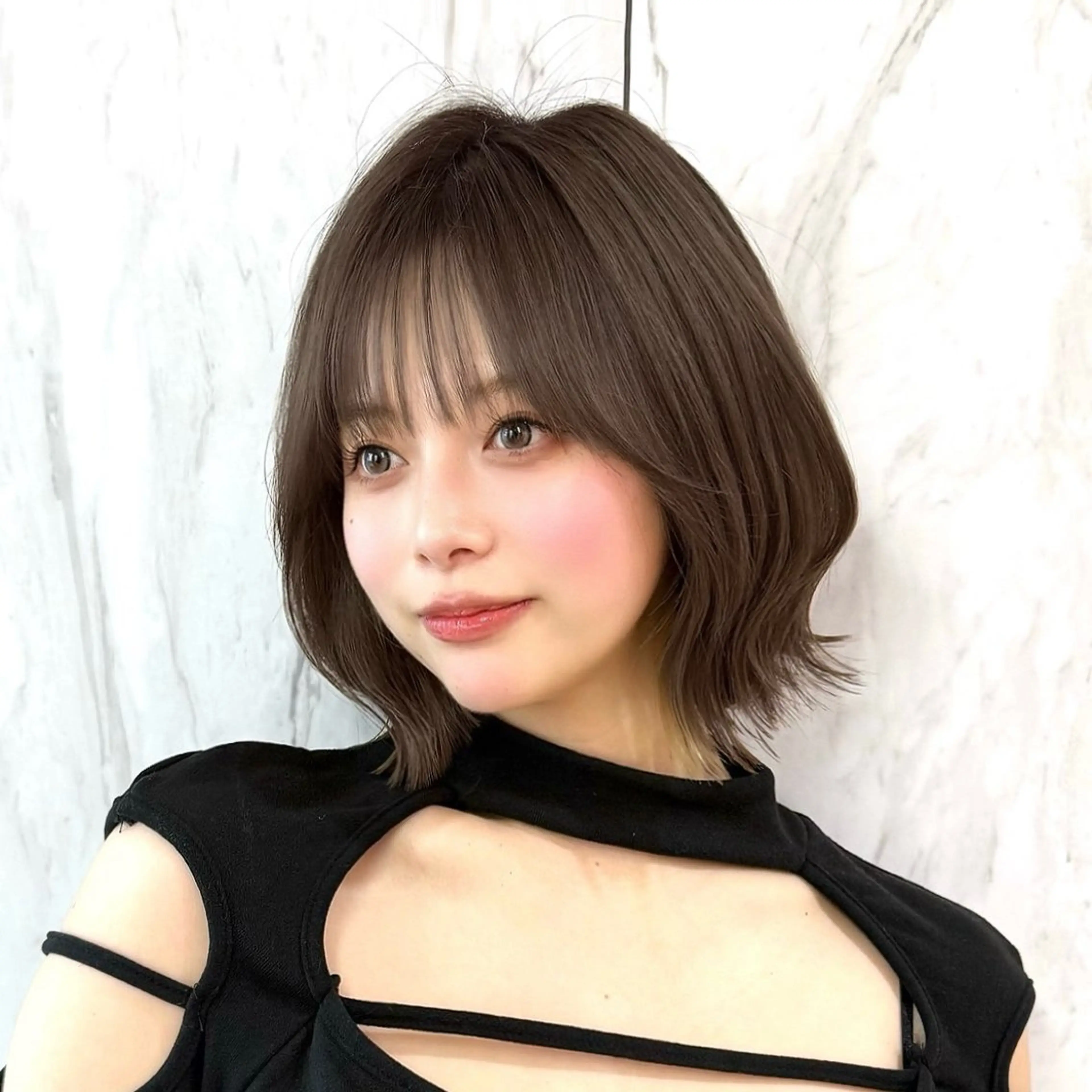 ミディアム カラー ヘアアレンジ ボブレイヤー 透明感カラー ボブ 韓国風ヘア レイヤーカット 韓国ボブ/髪質改善 /新宿/Rumiのヘアスタイル