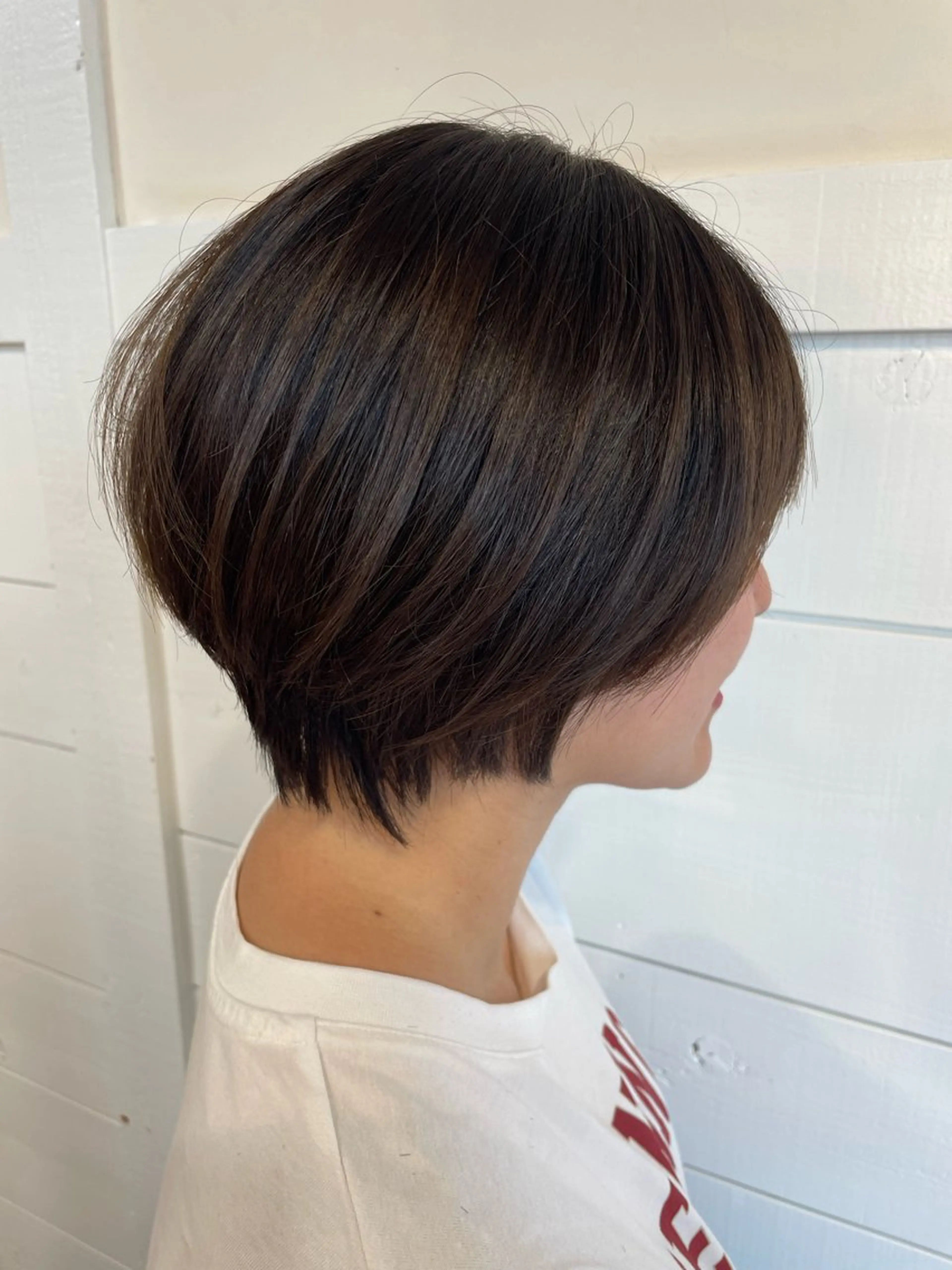 ショート 小顔カット カット 足立 悠輔のヘアスタイル