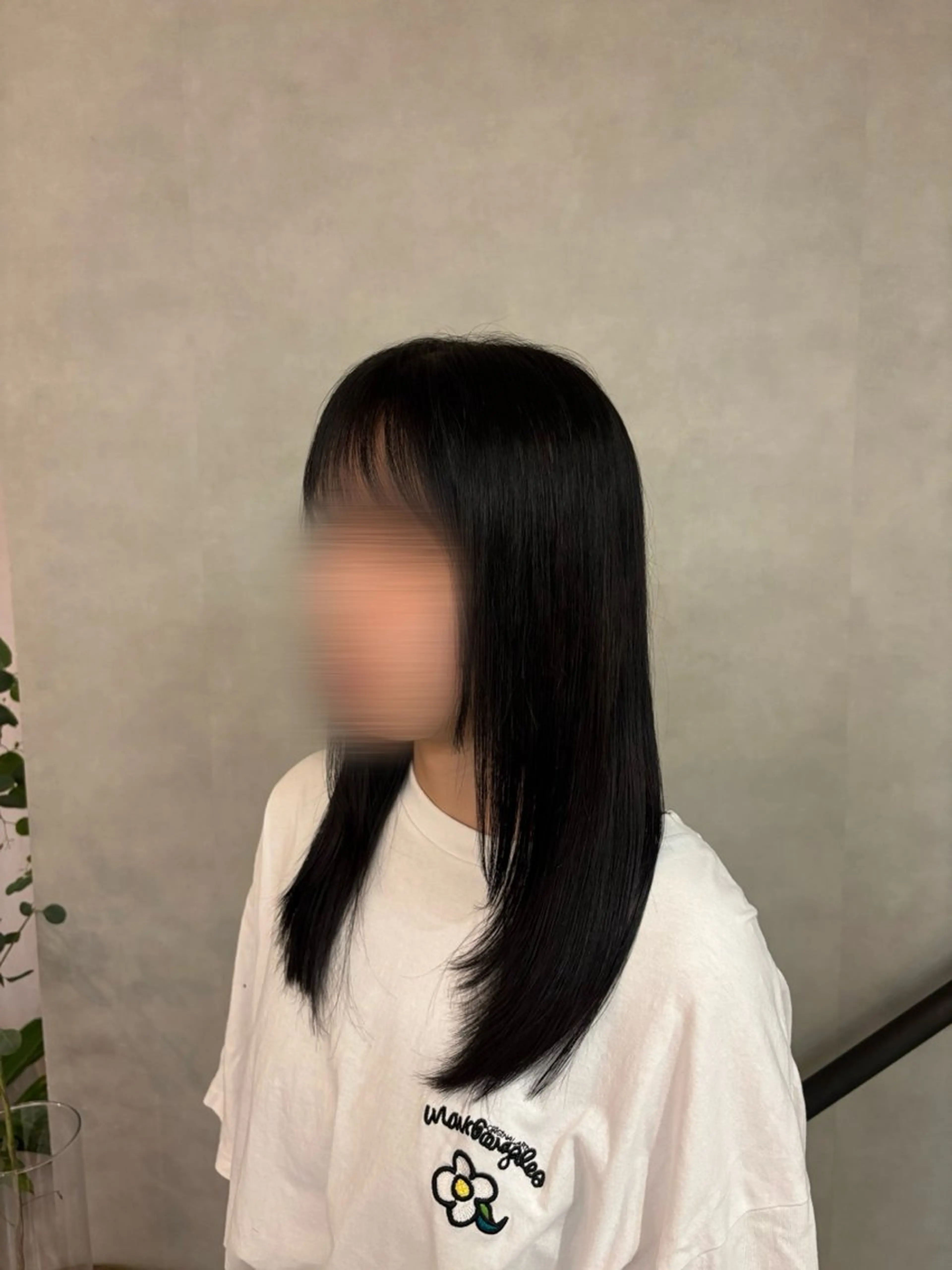 ミディアム 中村 芹愛のヘアスタイル
