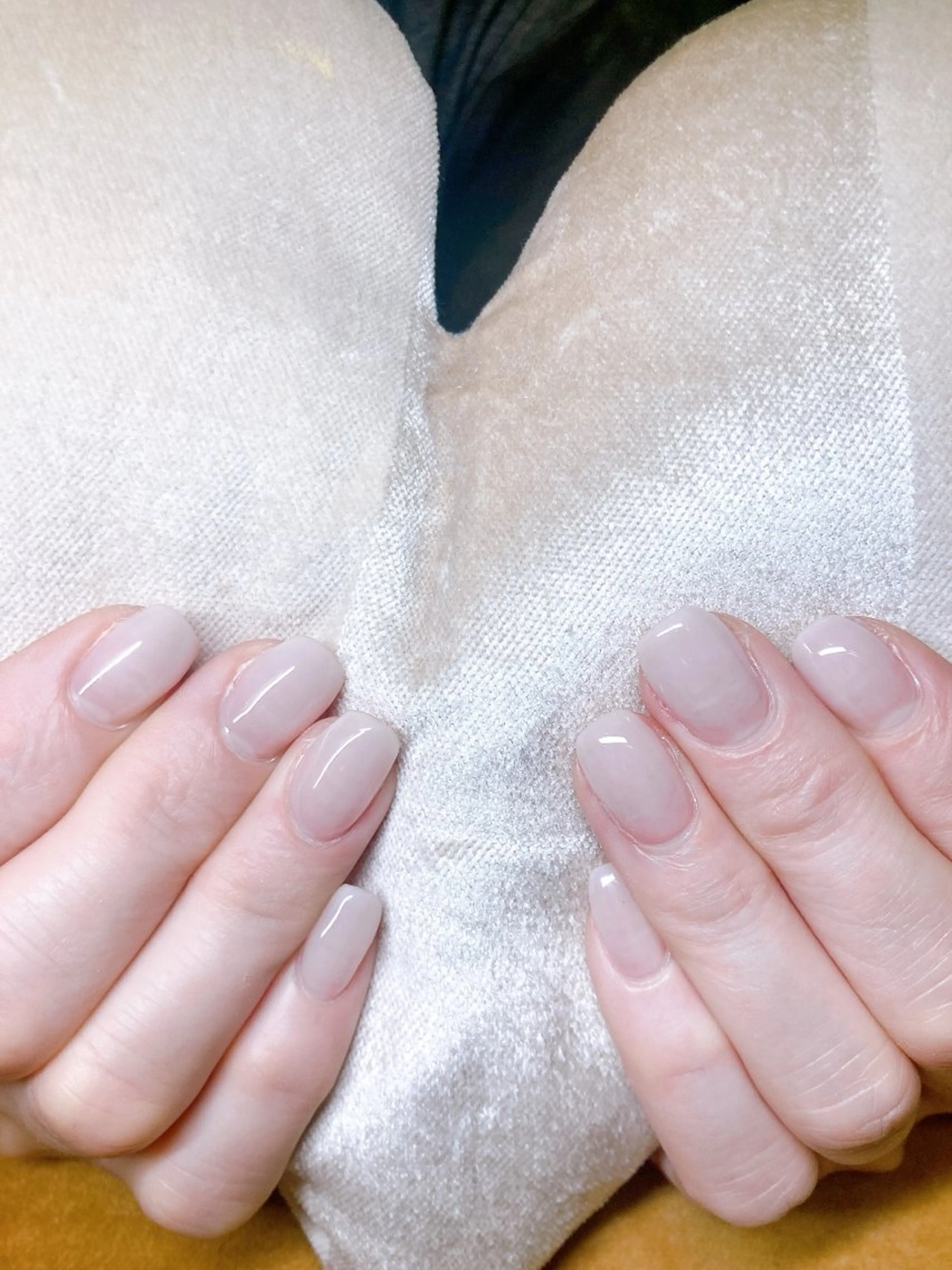 ネイル ECLAT エクラ所属・寺山 千鶴のネイルデザイン