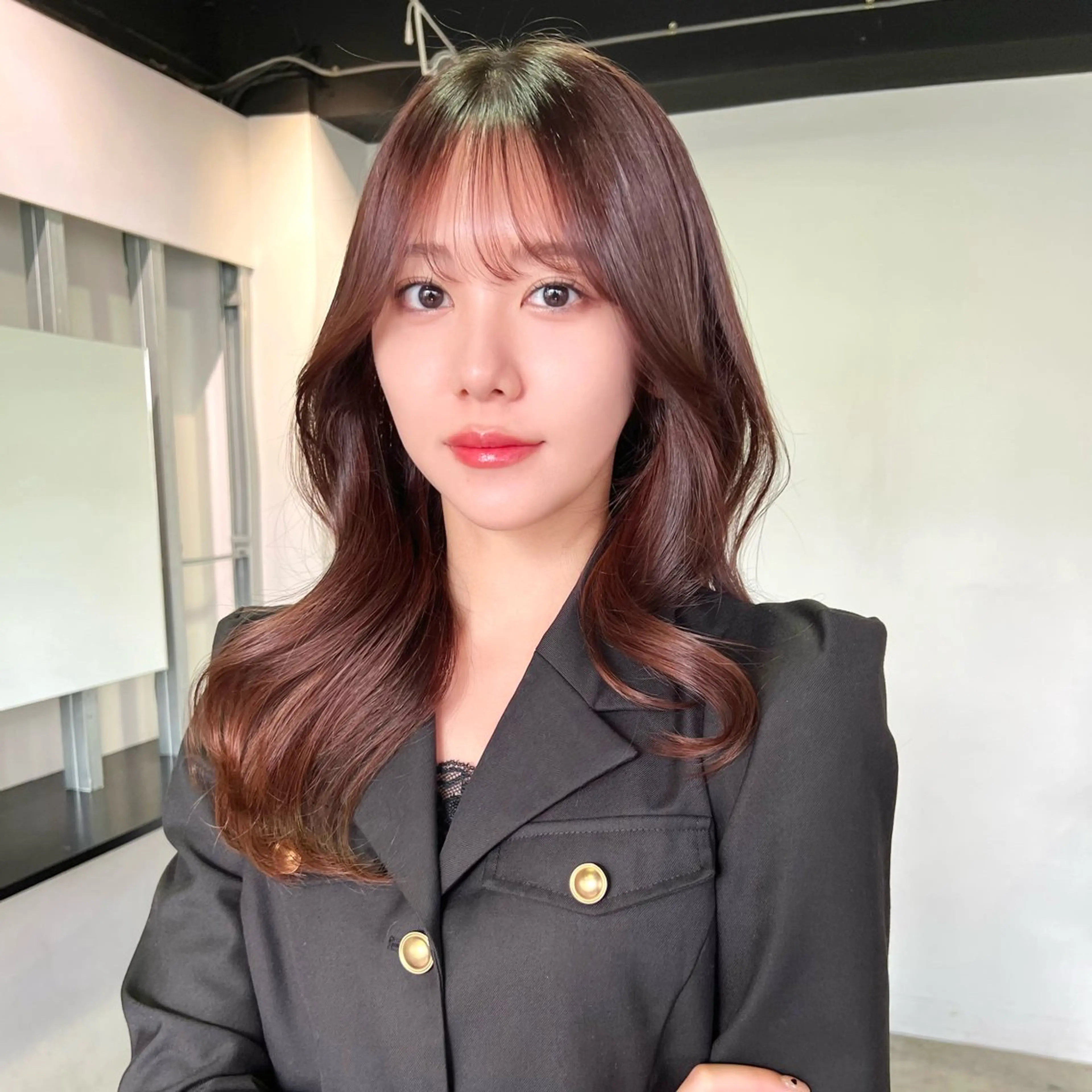 セミロング カラー ブリーチ ダブルカラー ブリーチなしカラー くびれヘア 韓国風ヘア カット ヘアカラー トリートメント ヘアセット 韓国ヘア/透明感 カラー🤍yukaのヘアスタイル