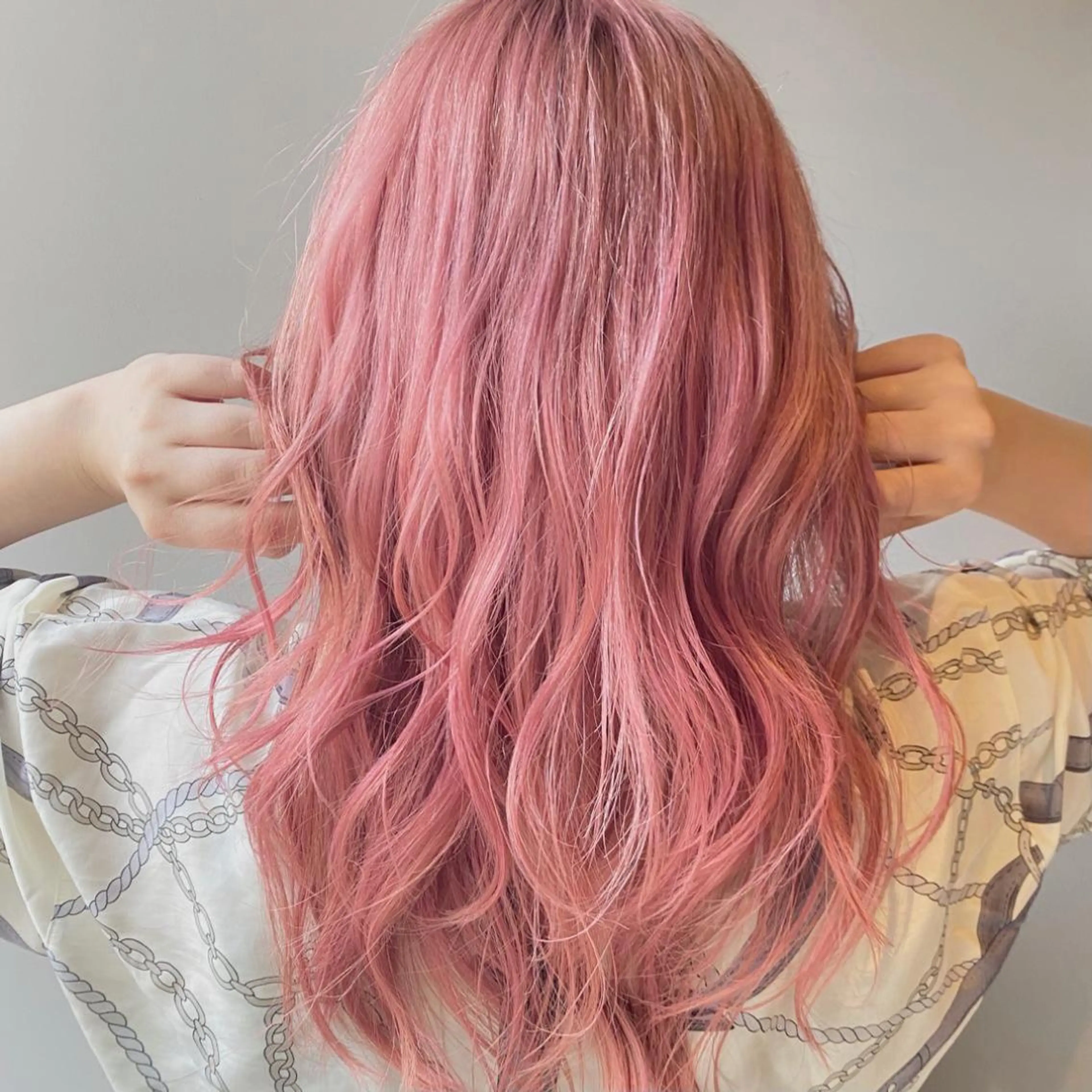 セミロング カラー ヘアアレンジ 【韓国艶カラー🎀】 添田 菜摘のヘアスタイル