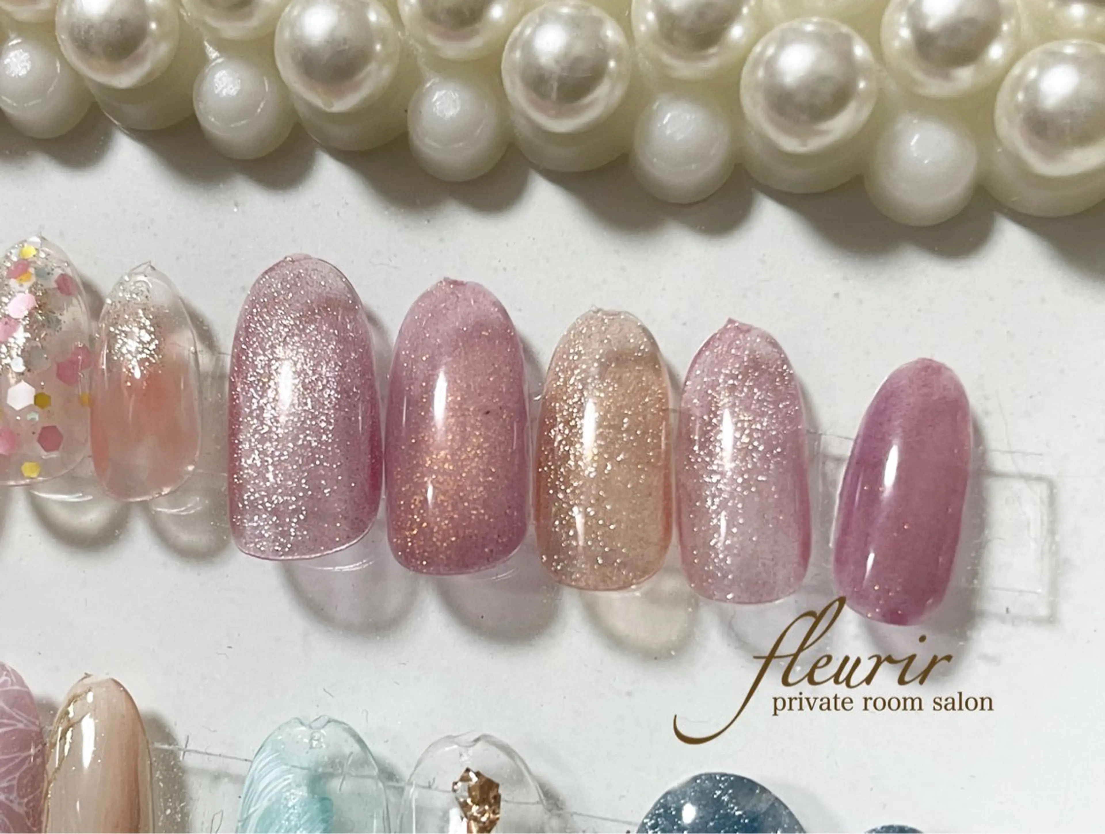 ネイル マグネットネイル オレンジ ピンク 赤色 フルリール 【プライベートサロンのネイルデザイン