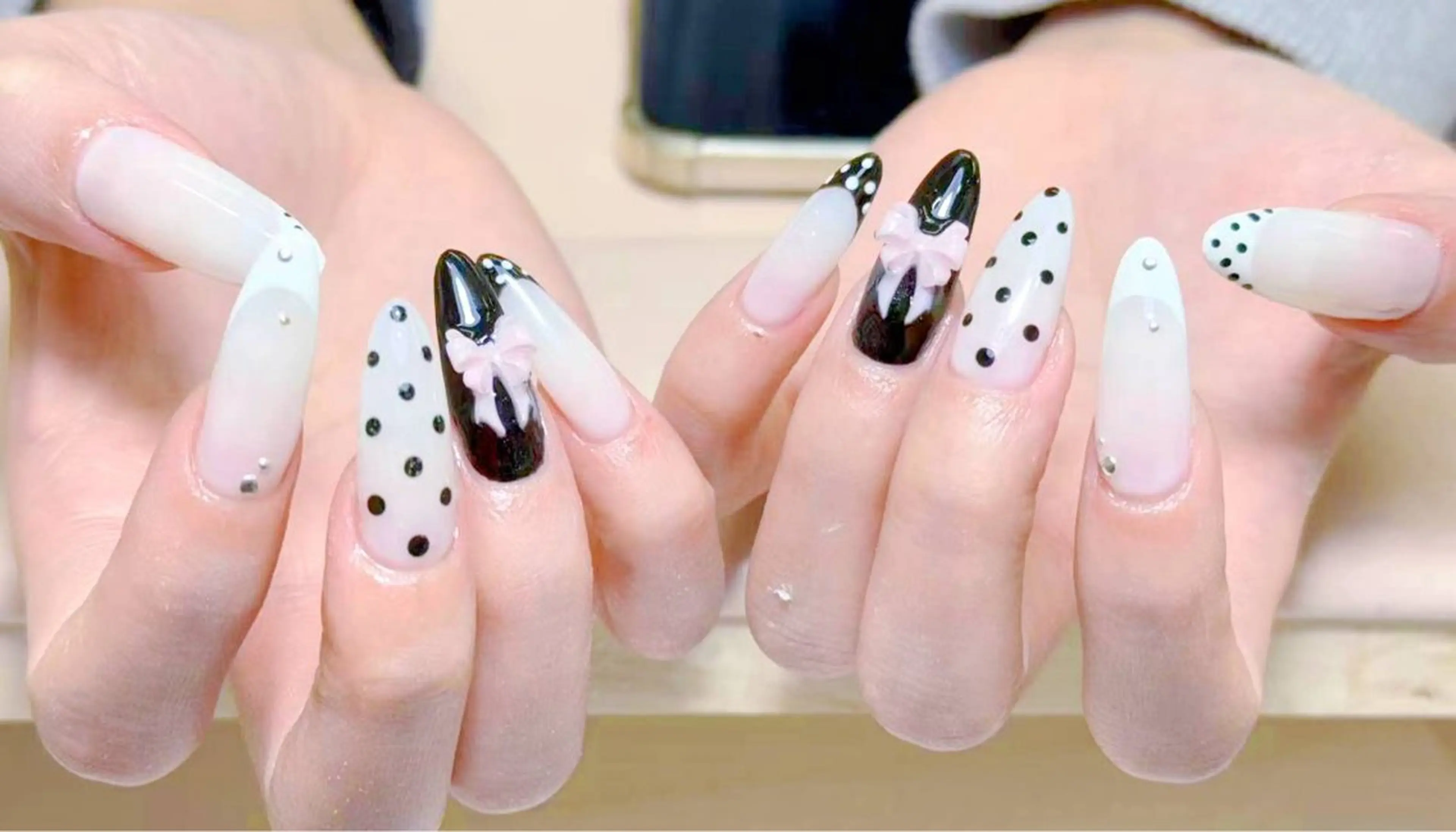 ネイル 小島 千尋のネイルデザイン