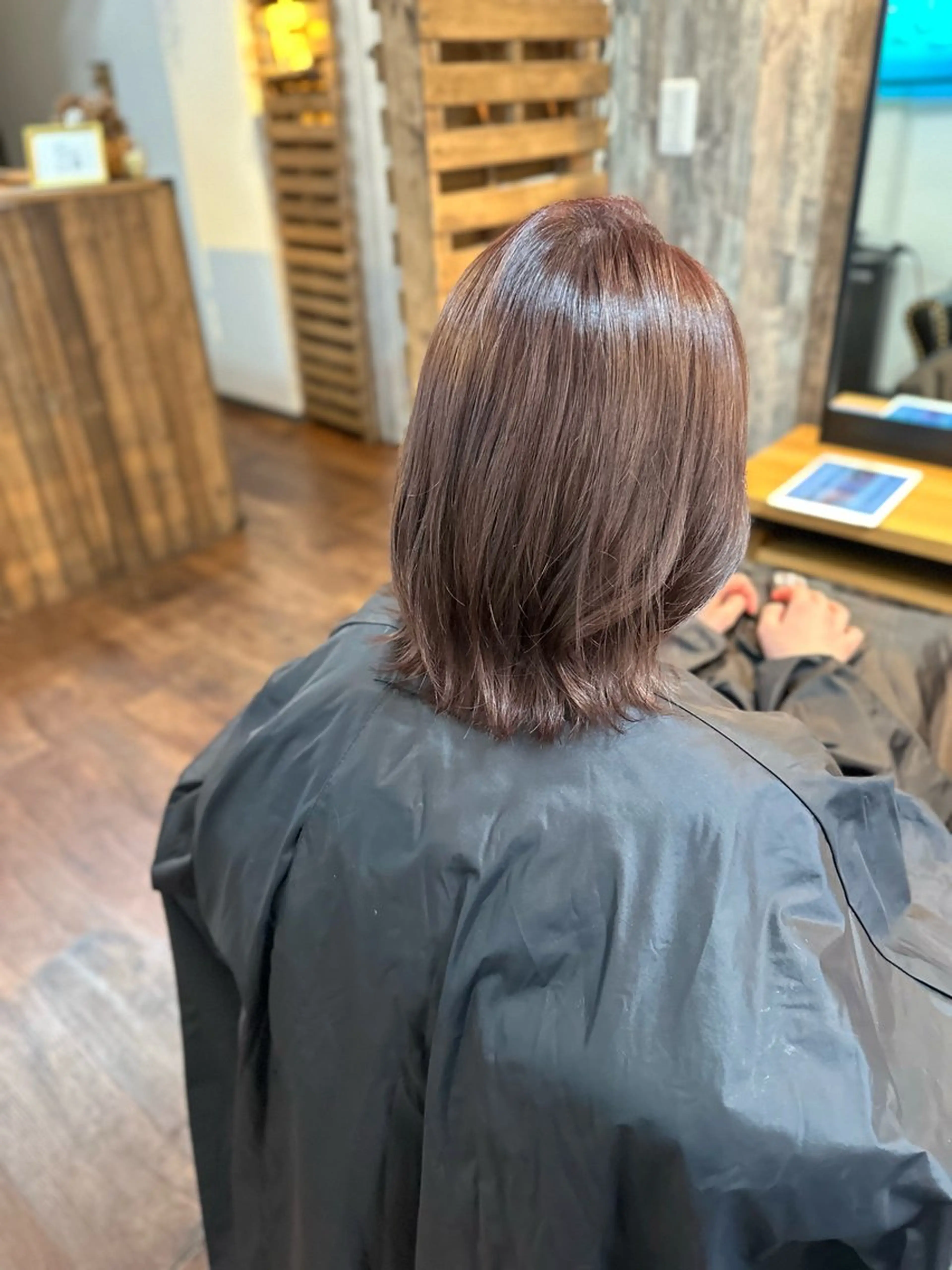 ミディアム カラー ピンクカラー バイオレットカラー バイオレットピンク カット ヘアカラー トリートメント Luzir⭐︎ GEN⭐︎のヘアスタイル