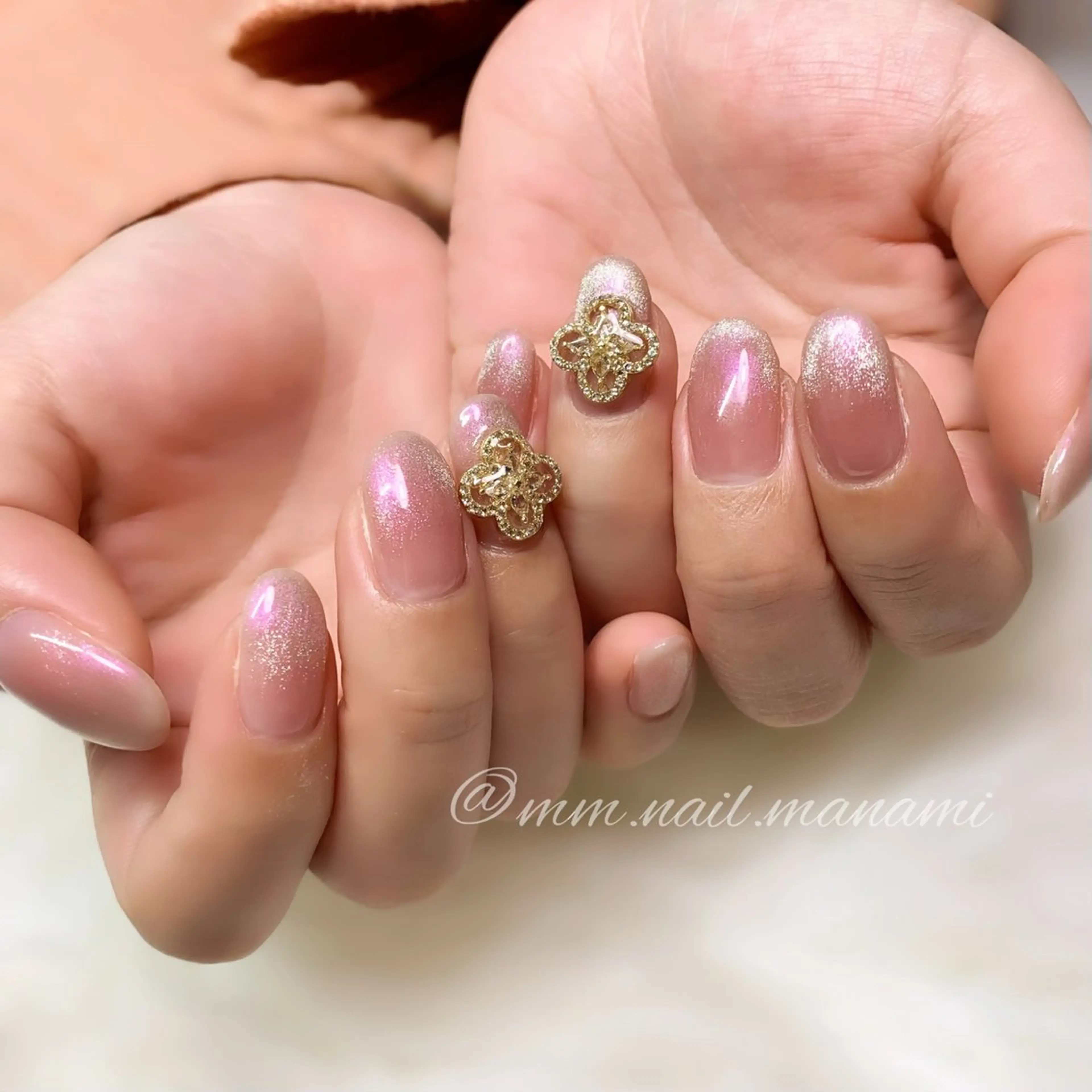 ネイル 'mm  (ミリ) ＭＡＮＡＭＩのネイルデザイン