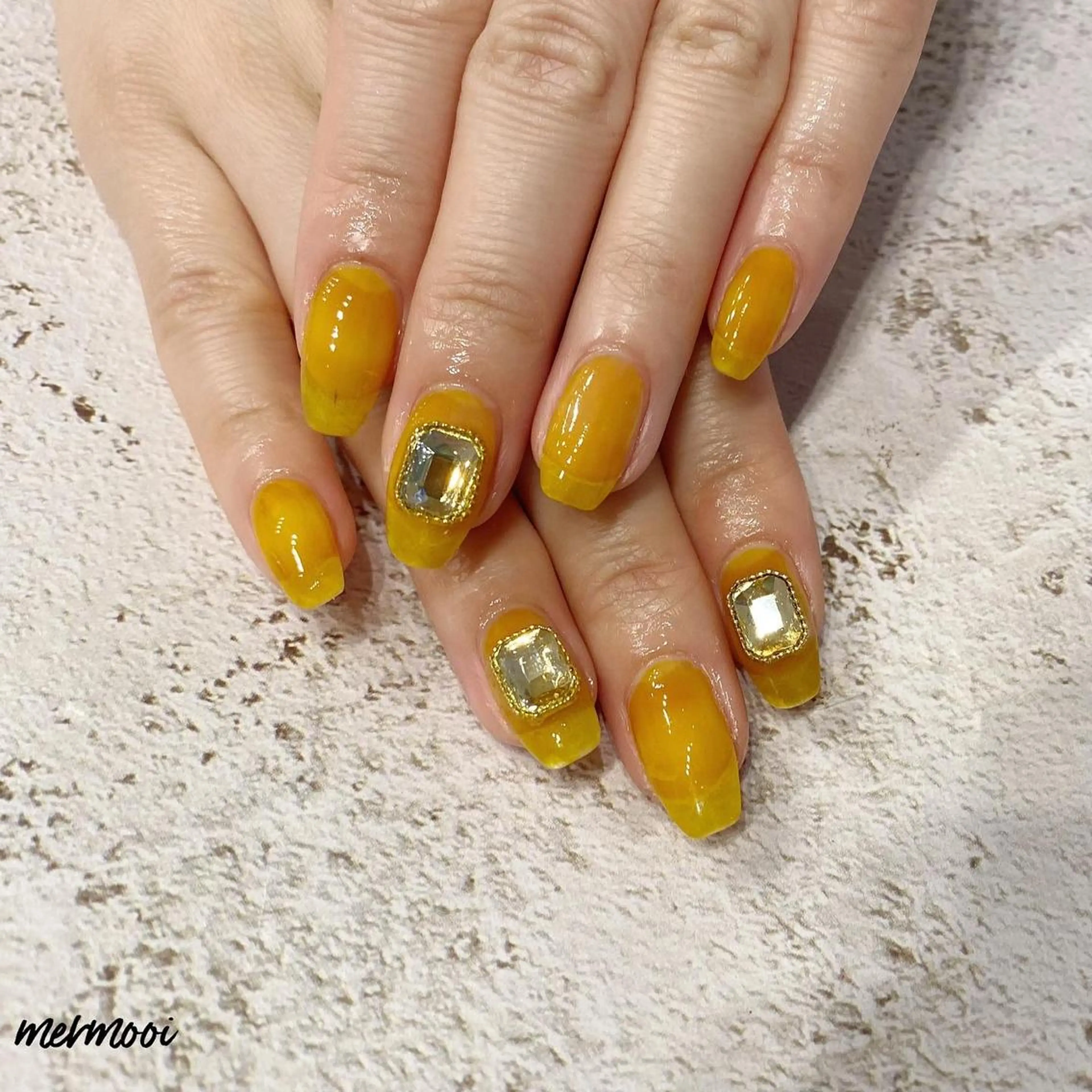 ネイル キラキラネイル ニュアンスネイル スカルプネイル シンプルネイル ハンドネイル melumooi nailのネイルデザイン