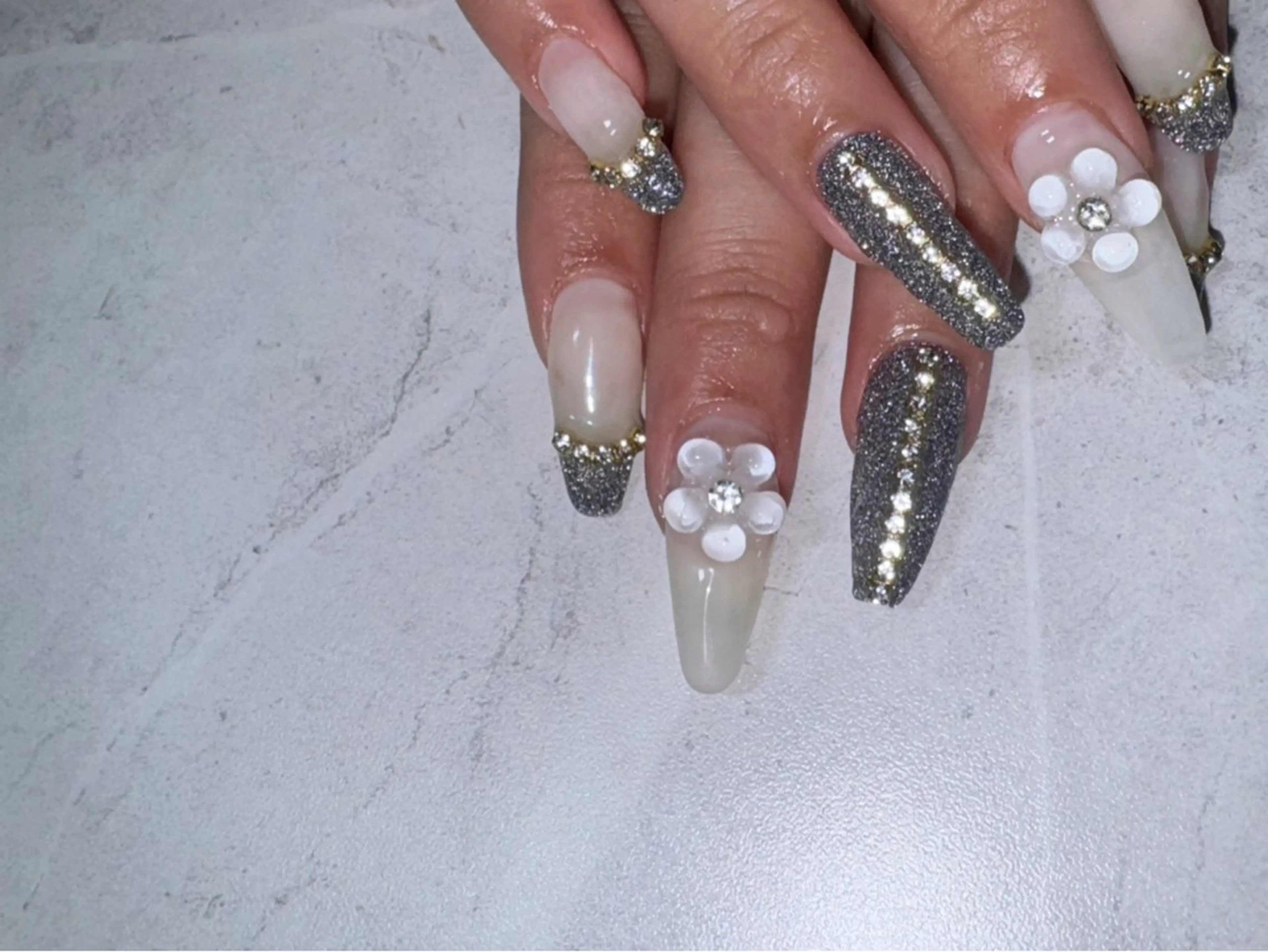 ネイル ROR Nanaのネイルデザイン