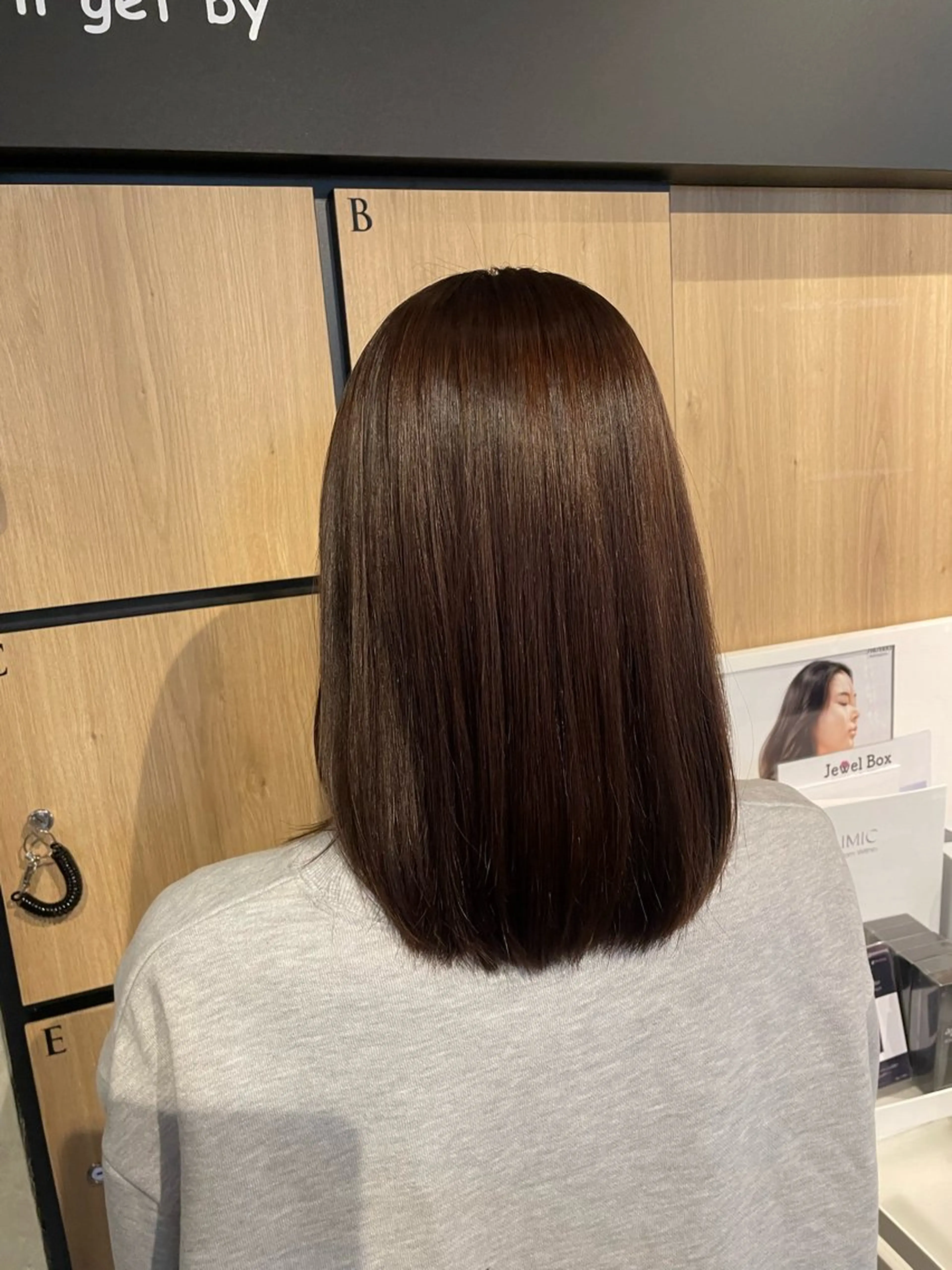 ミディアム カット ヘアカラー 縮毛矯正 髪質改善サロン 梅田/ヨナミネのヘアスタイル