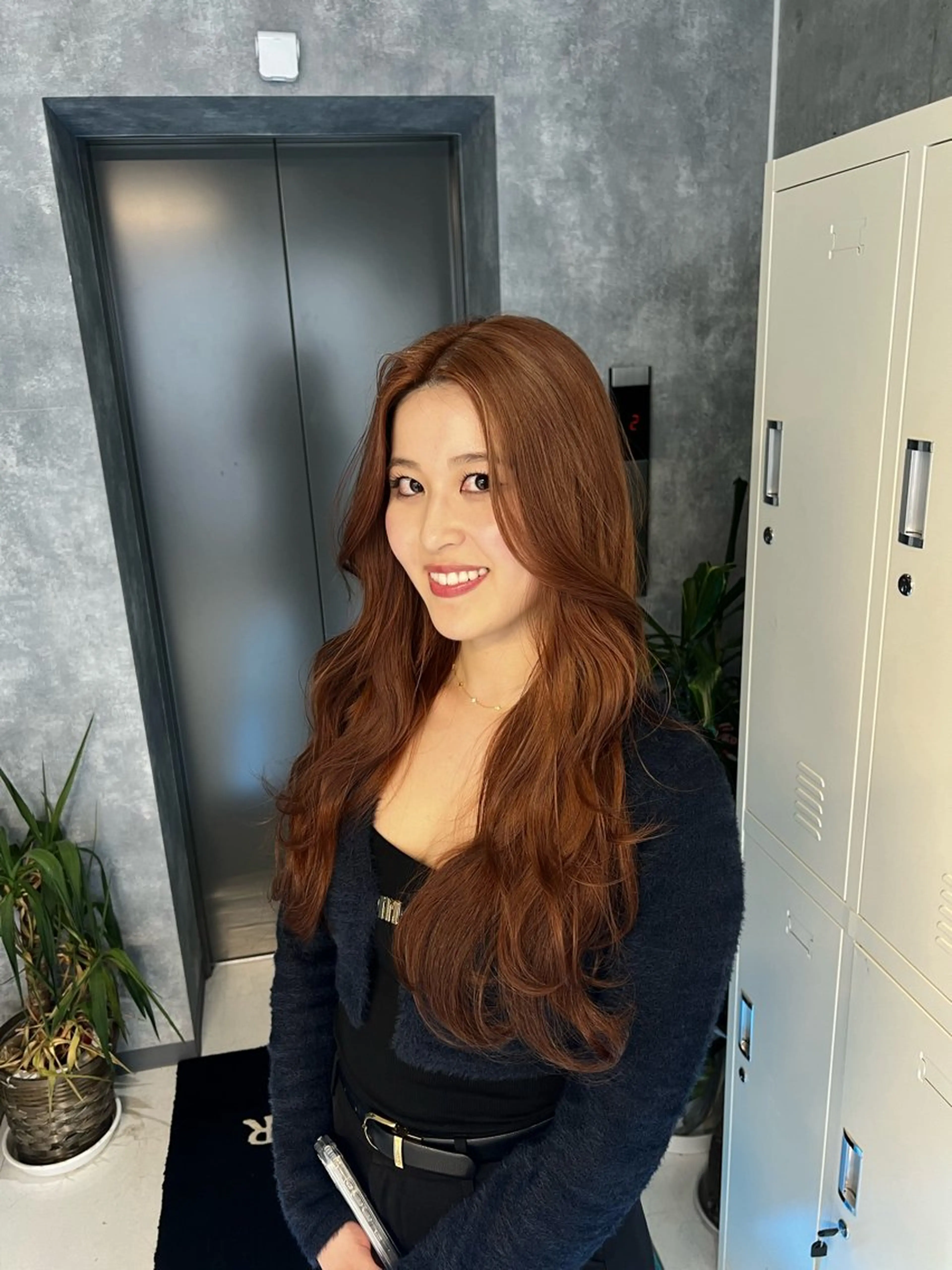 ロング カラー ヘアアレンジ ヘアカラー トリートメント 👑垢抜け韓国ヘア ハッシュカット唯澄のヘアスタイル