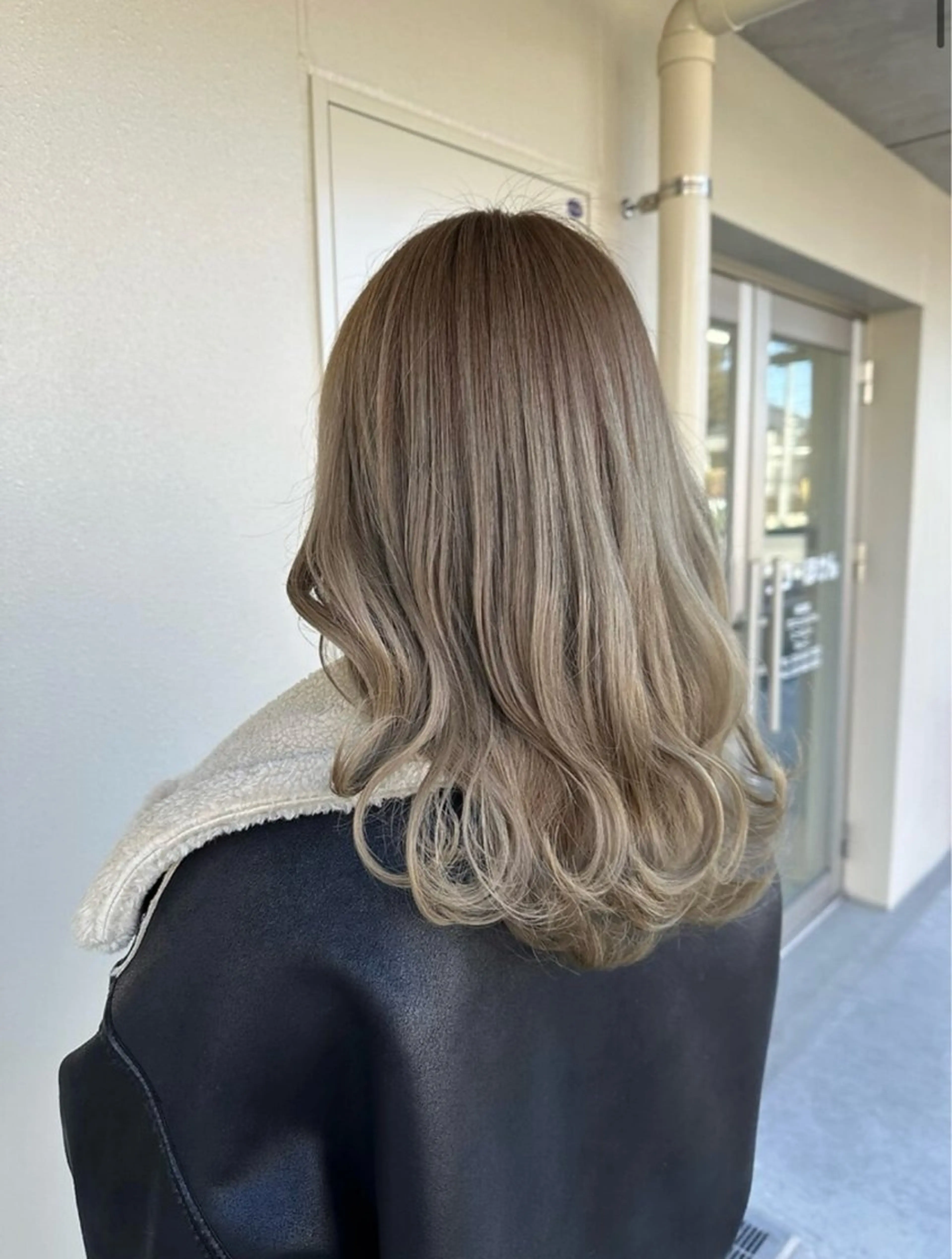 カラー 山田 誠也のヘアスタイル