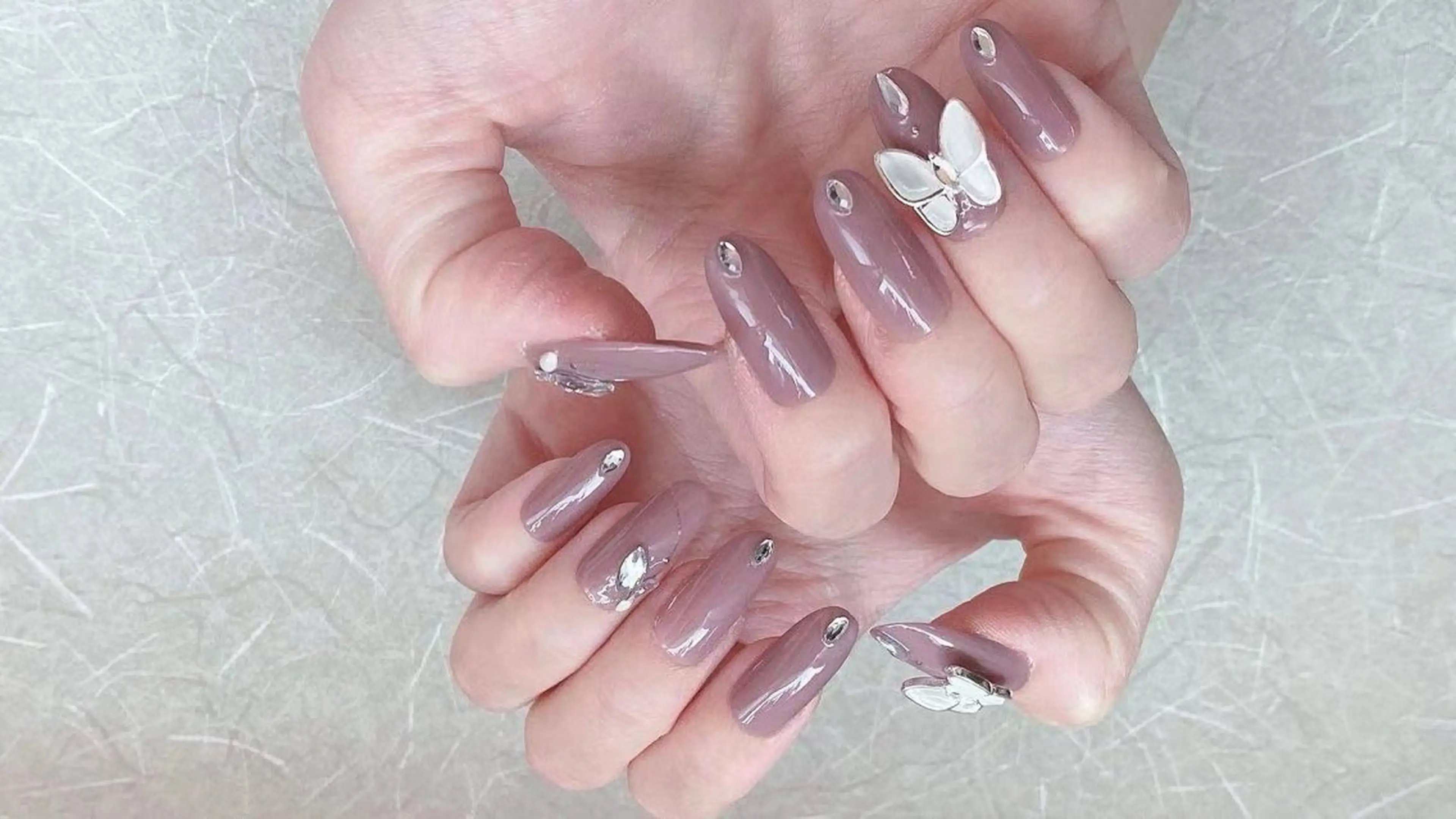 ロング amireux所属・チ まるこのネイルデザイン