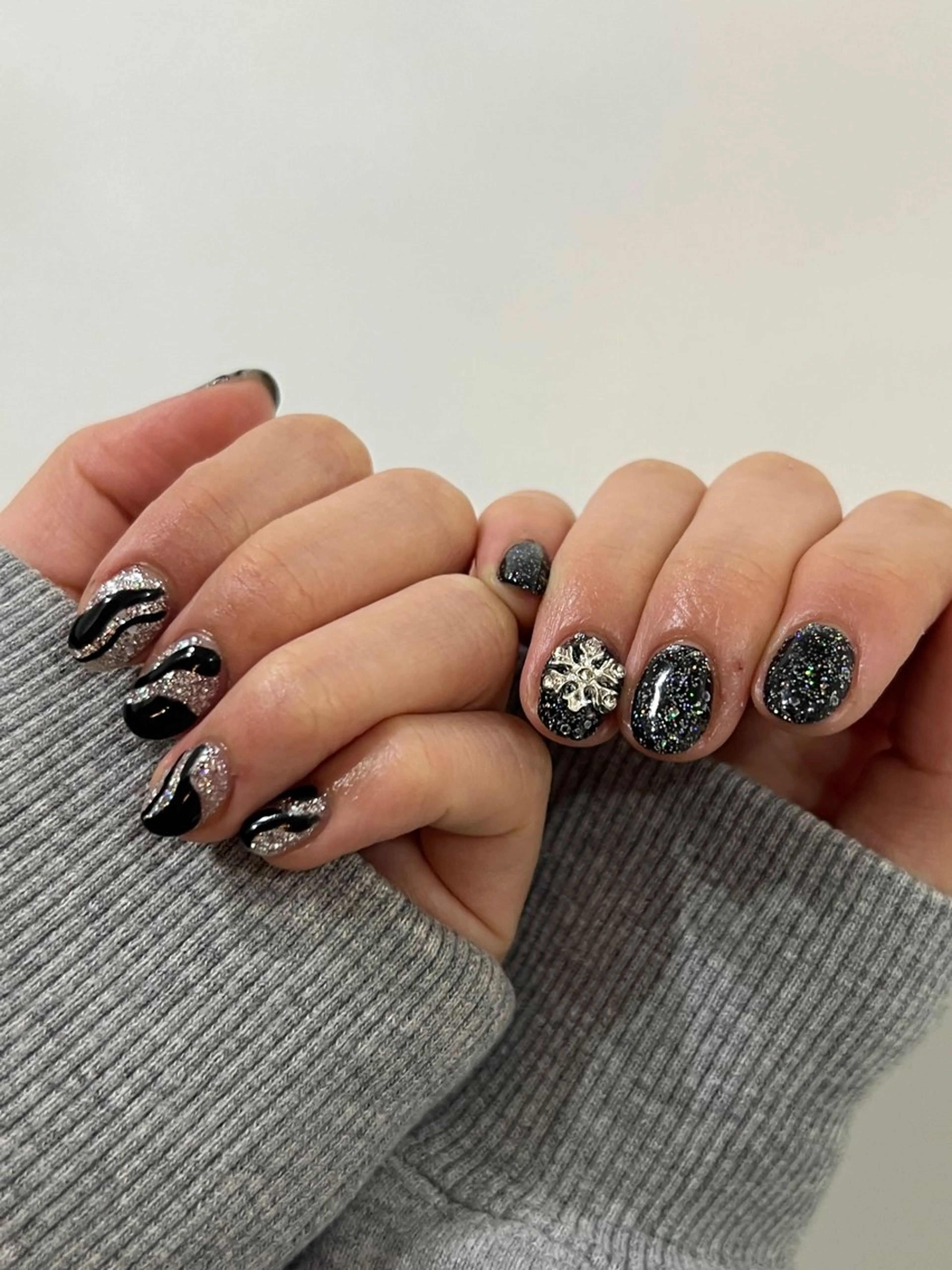 ネイル Hikari 🌺のネイルデザイン