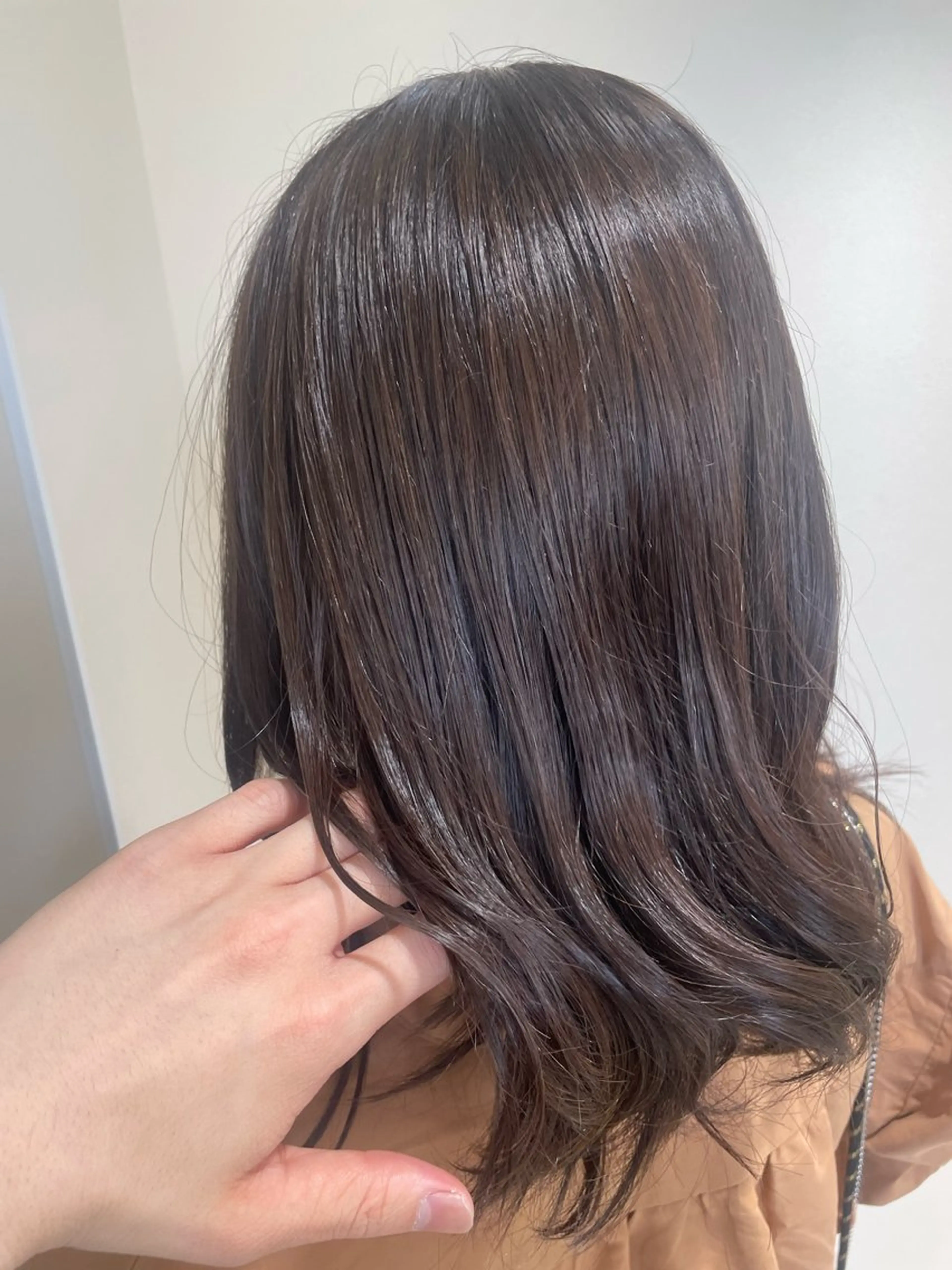 ミディアム カラー ヘアカラー NaVIユウジ 透明感カラーのヘアスタイル