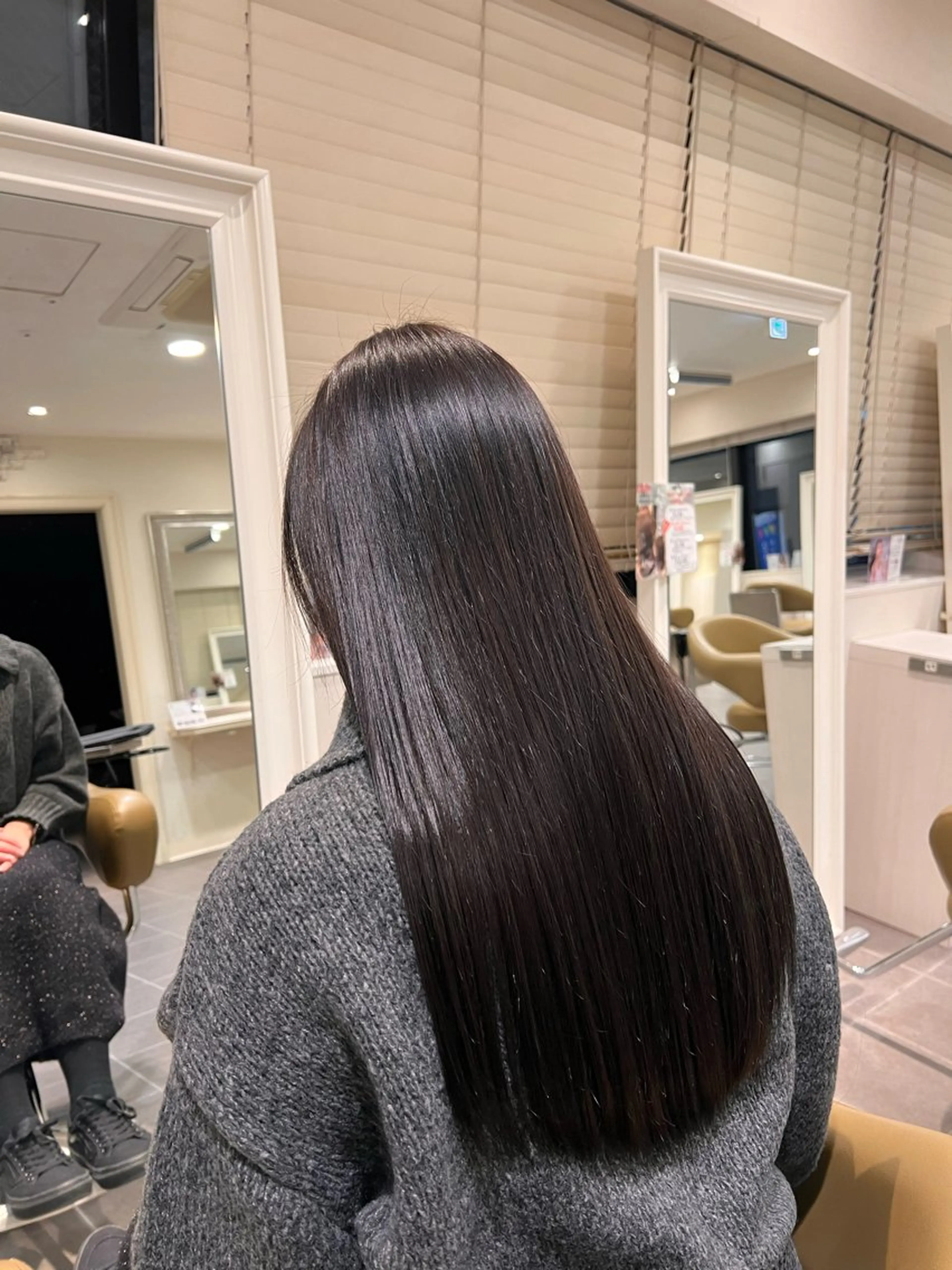 ロング トリートメント 🪞艶カラー/ Madoka🪞のヘアスタイル