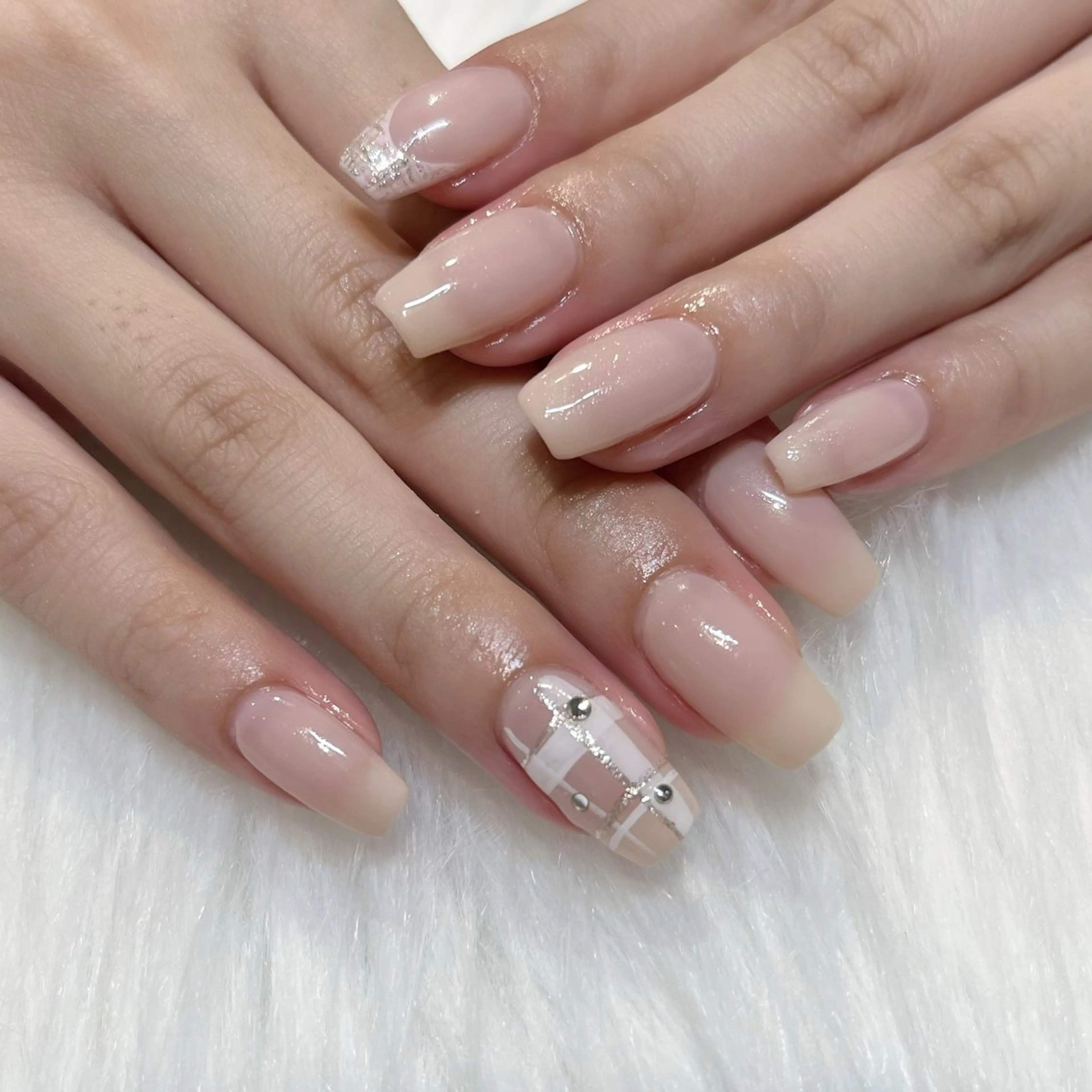 ネイル アートネイル ガーリー 韓国ネイル 持ち込み ワンホンネイル KOKONA 🎀のネイルデザイン