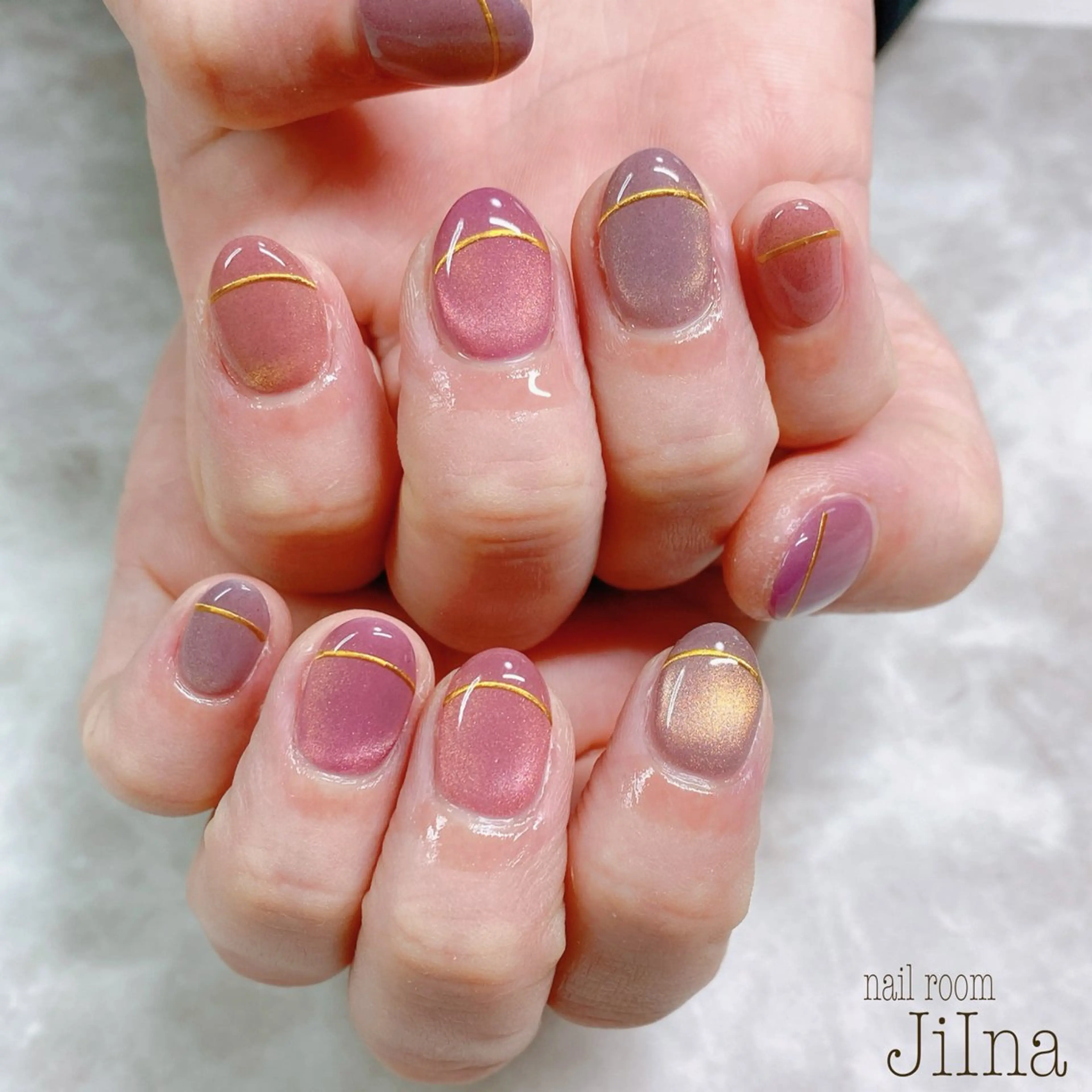 ネイル フレンチネイル マグネットネイル JiIna nailのネイルデザイン