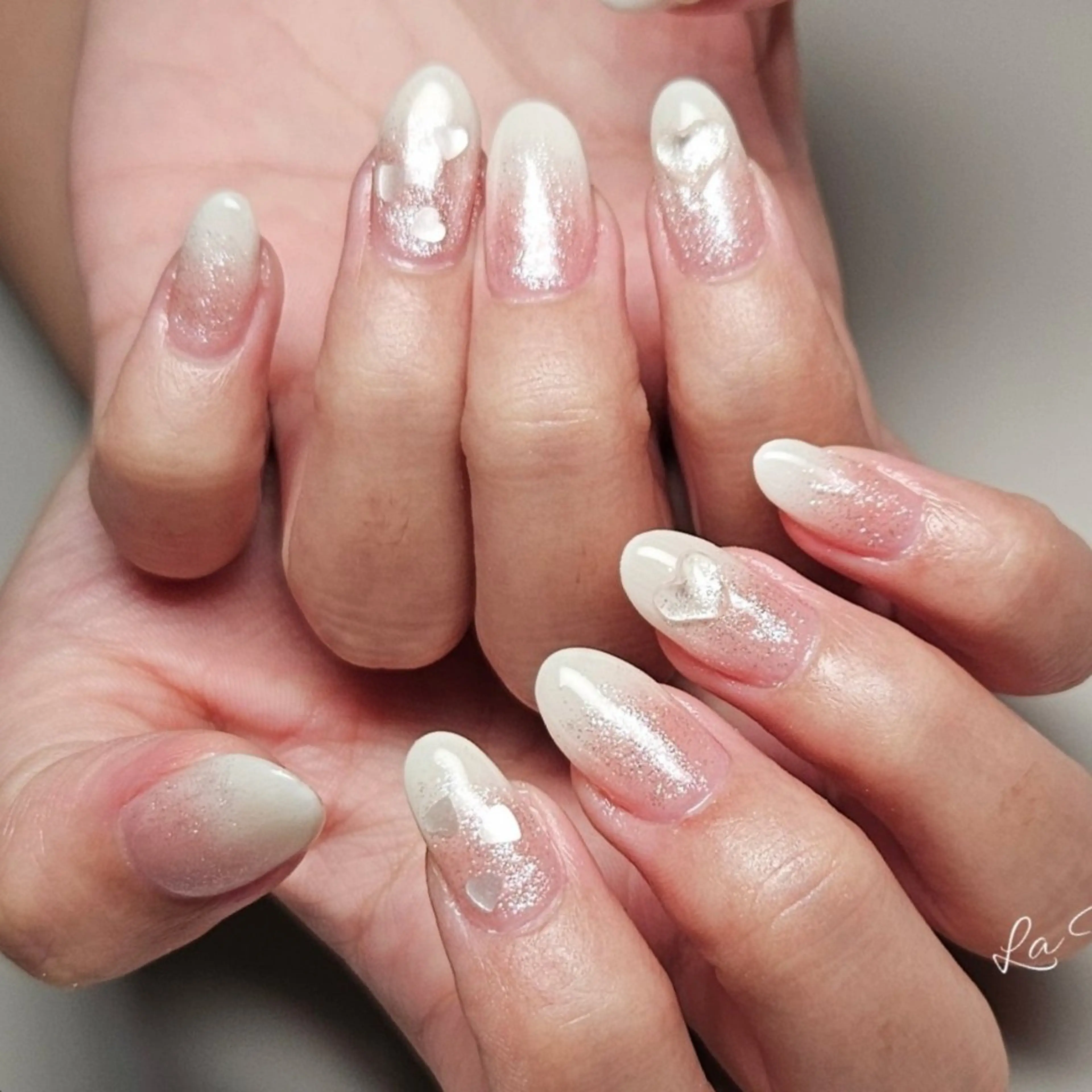 ネイル グラデーション ラヴィアン ローズのネイルデザイン