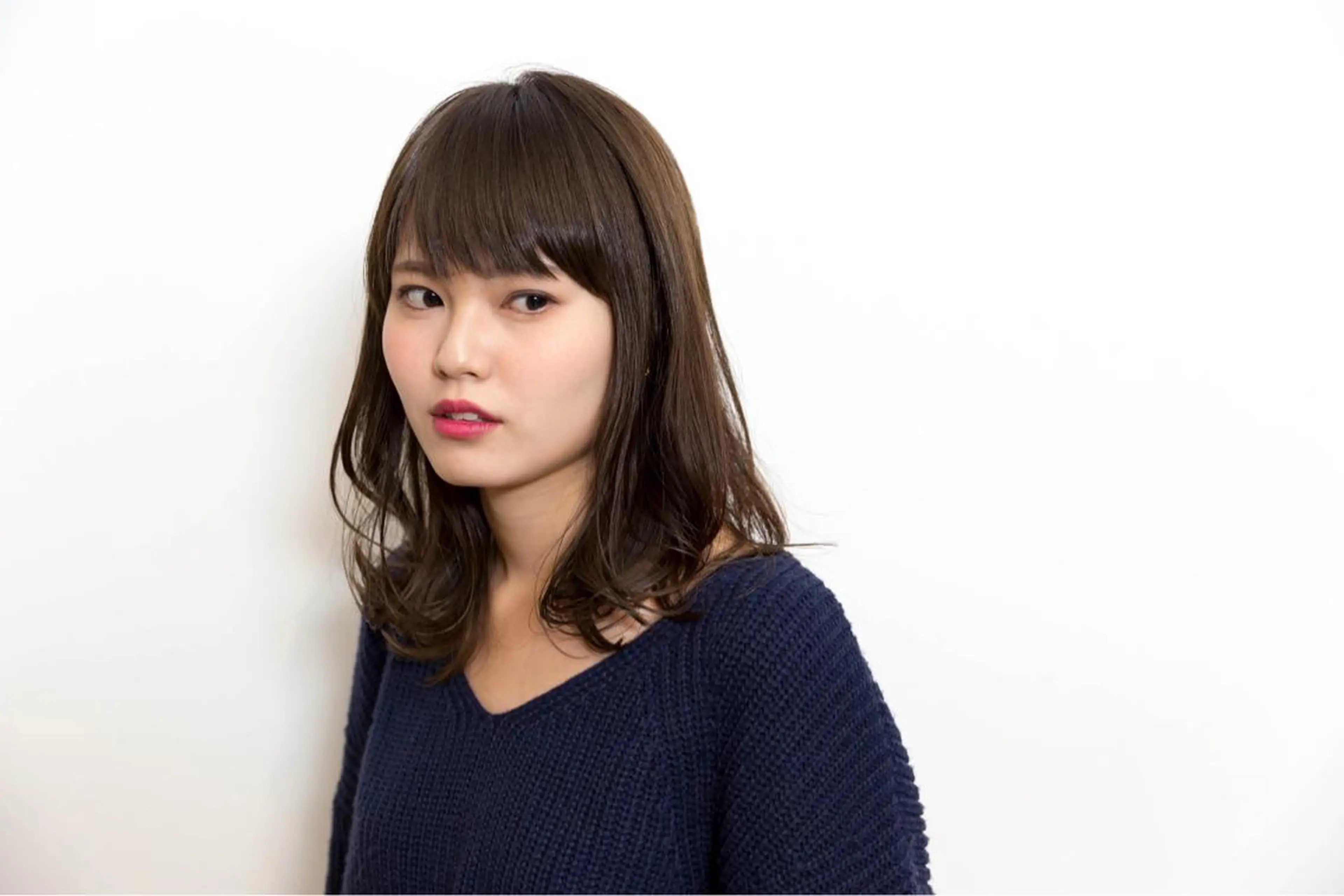 ミディアム ツジガキ ユウスケのヘアスタイル