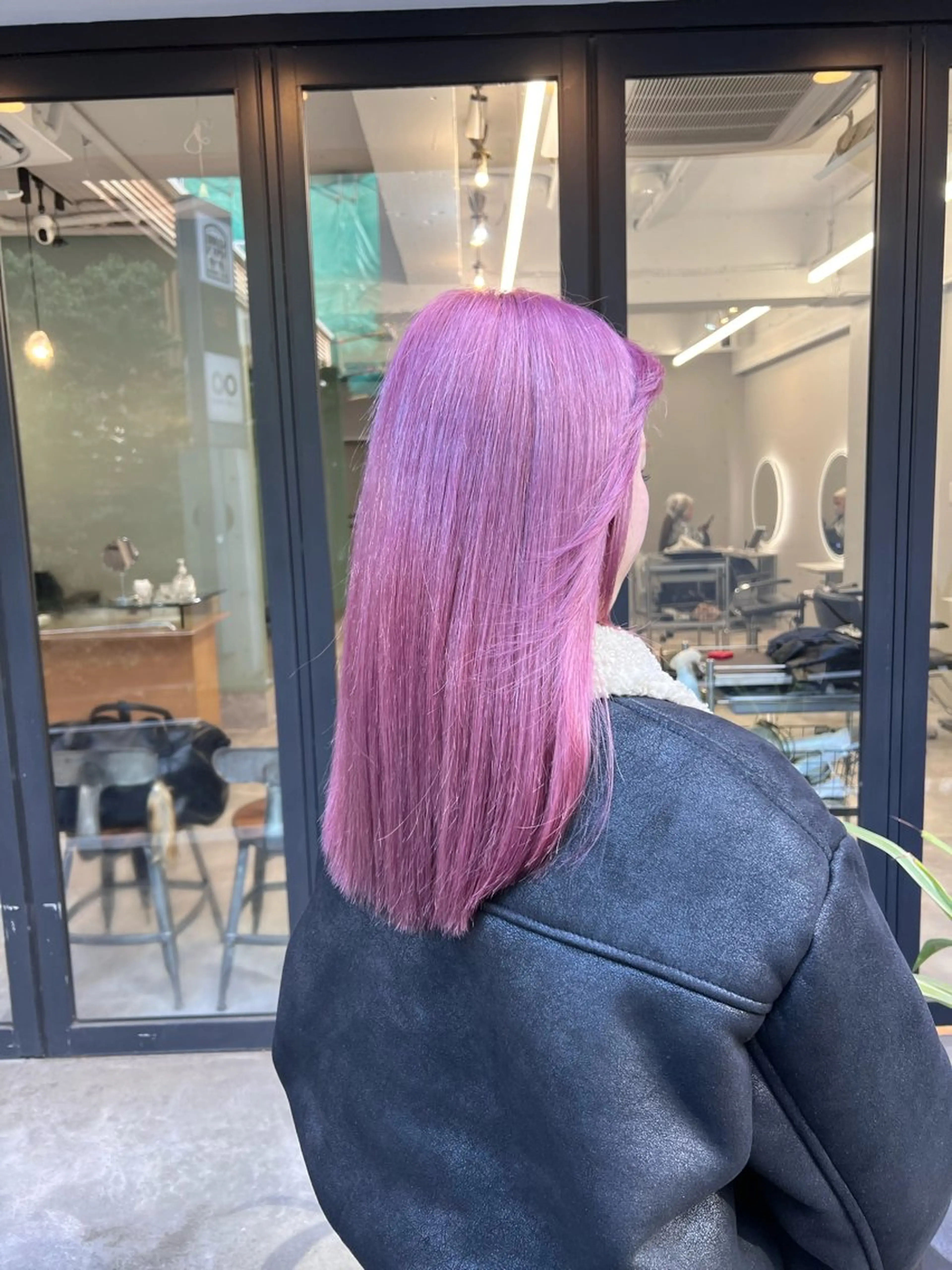 セミロング カラー flamme 🫧yumiのヘアスタイル