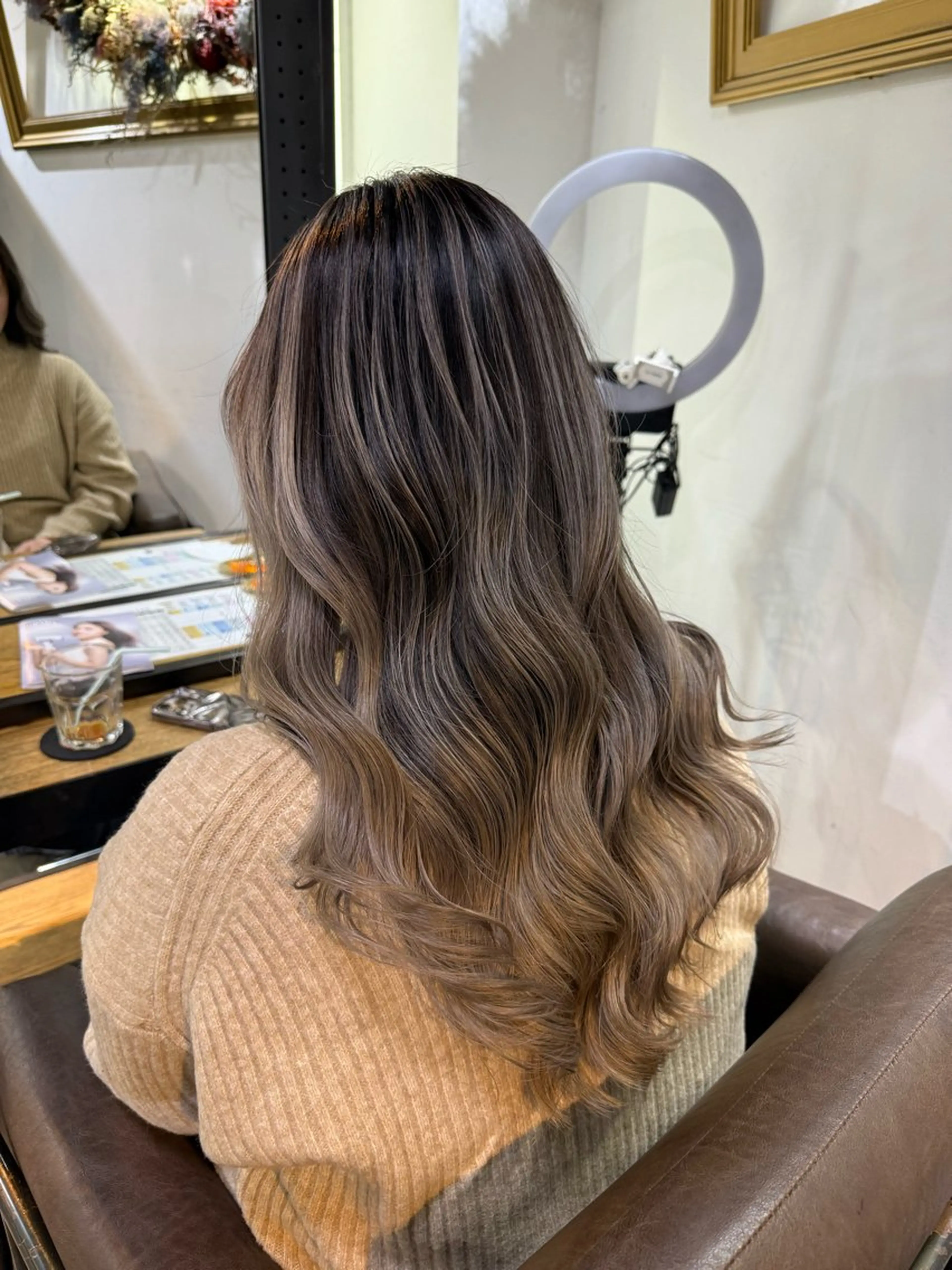 ロング レイヤーカット カット ヘアカラー 山影✨バレイヤージュ ハイライト✨メンズ◎のヘアスタイル