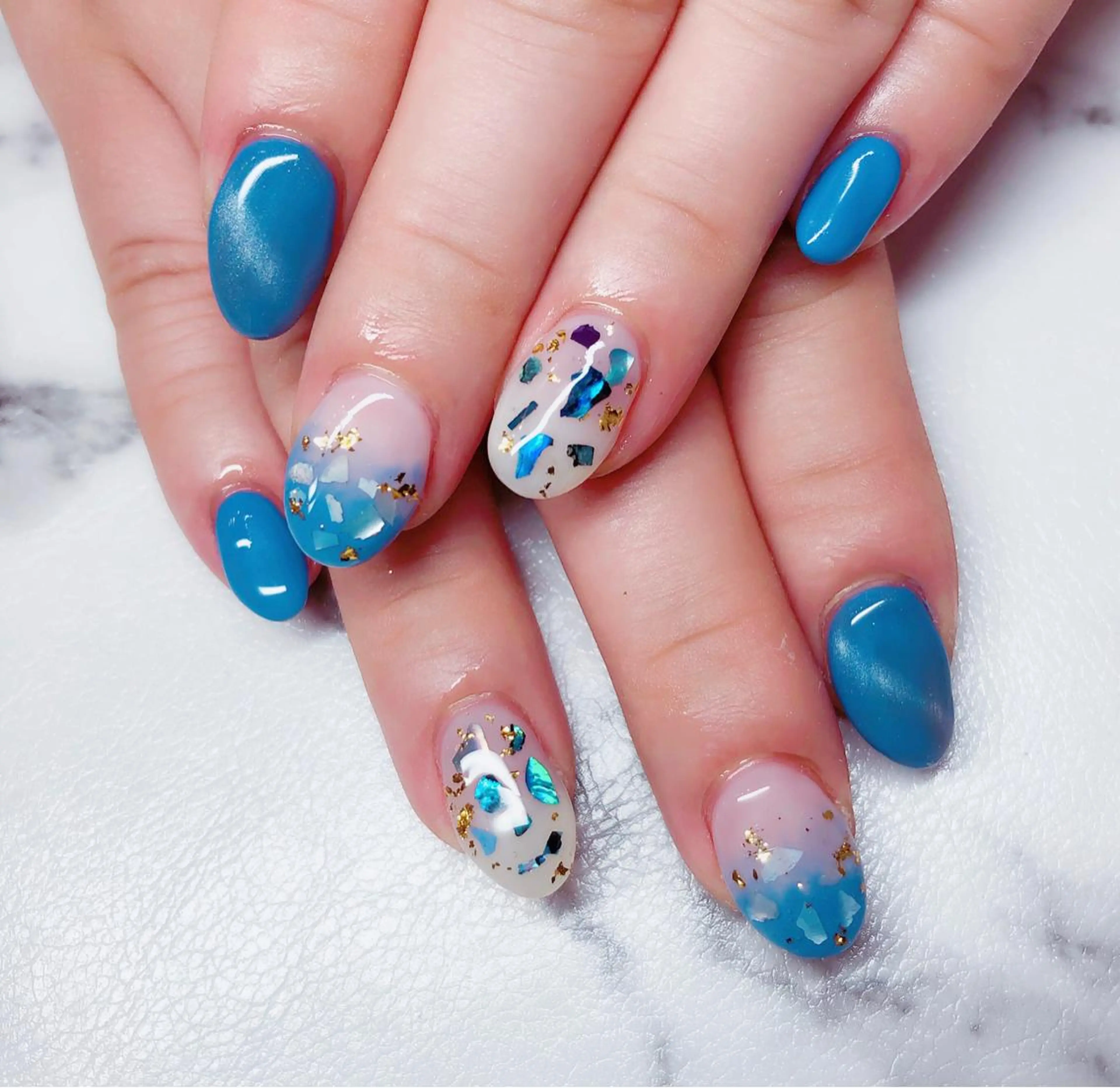 ネイル ハンドネイル マジック ミラーのネイルデザイン