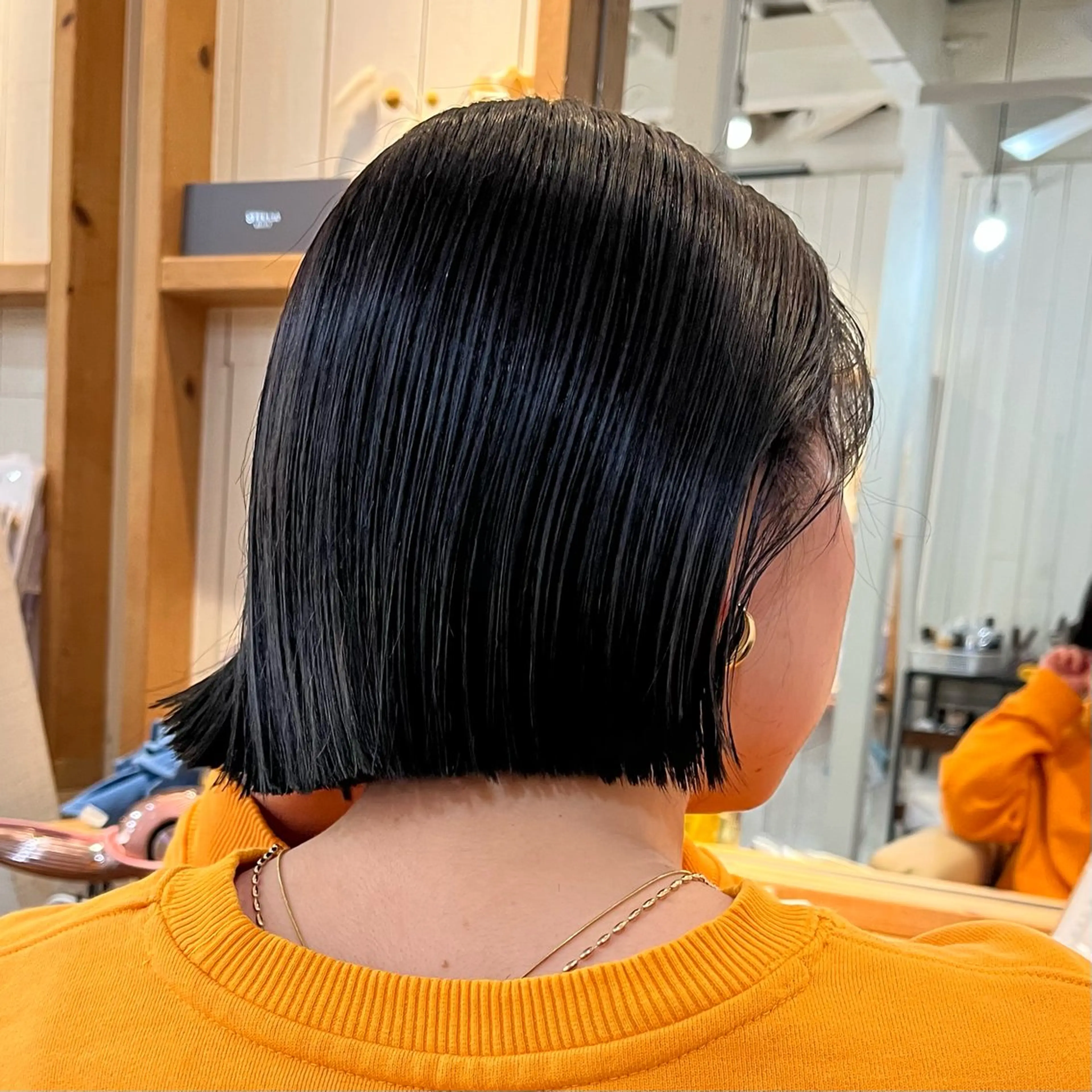 ショート カラー 透明感カラー カット ヘアカラー シマダ ユウナのヘアスタイル