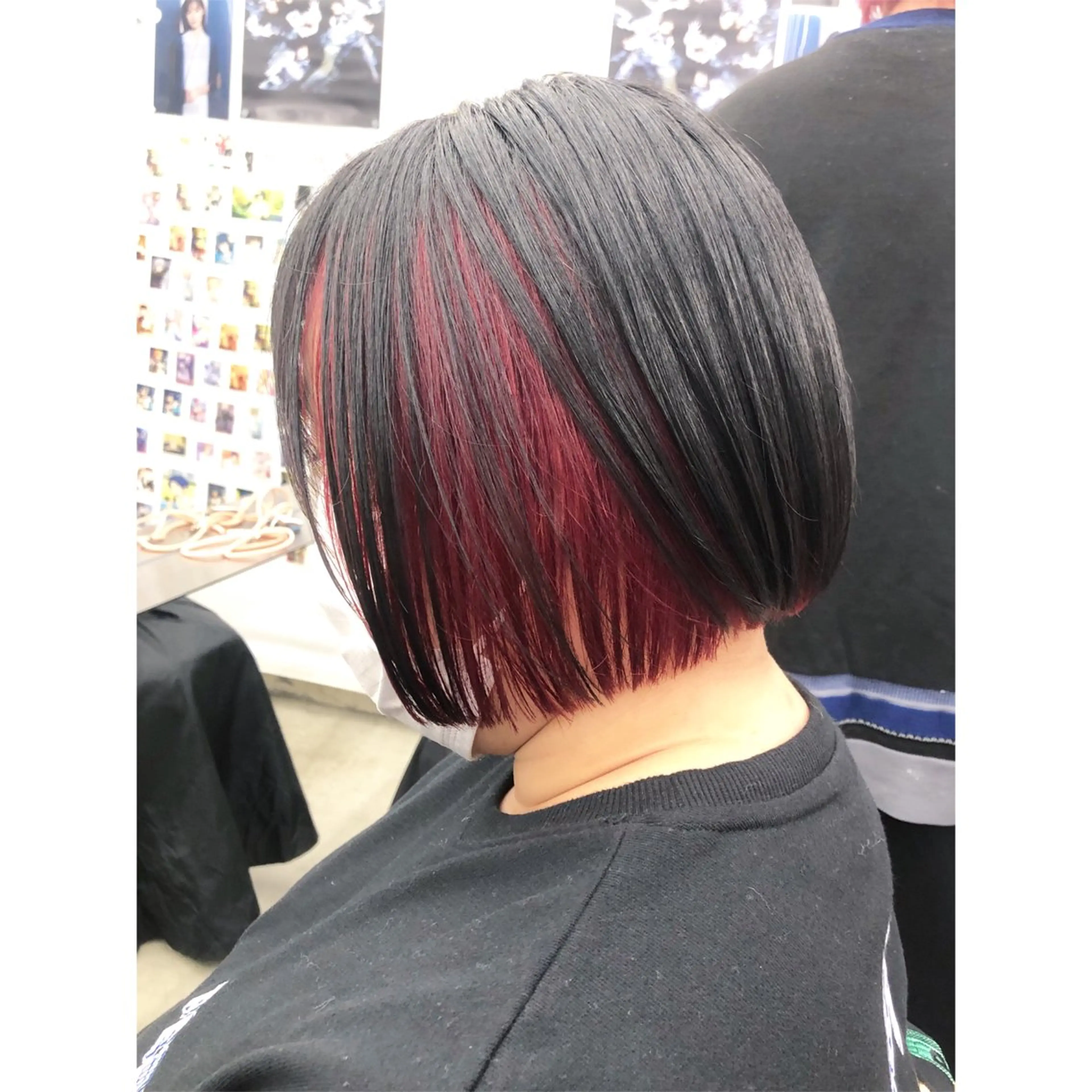 ショート カラー 推しカラー✨ オタク美容師ユウカのヘアスタイル
