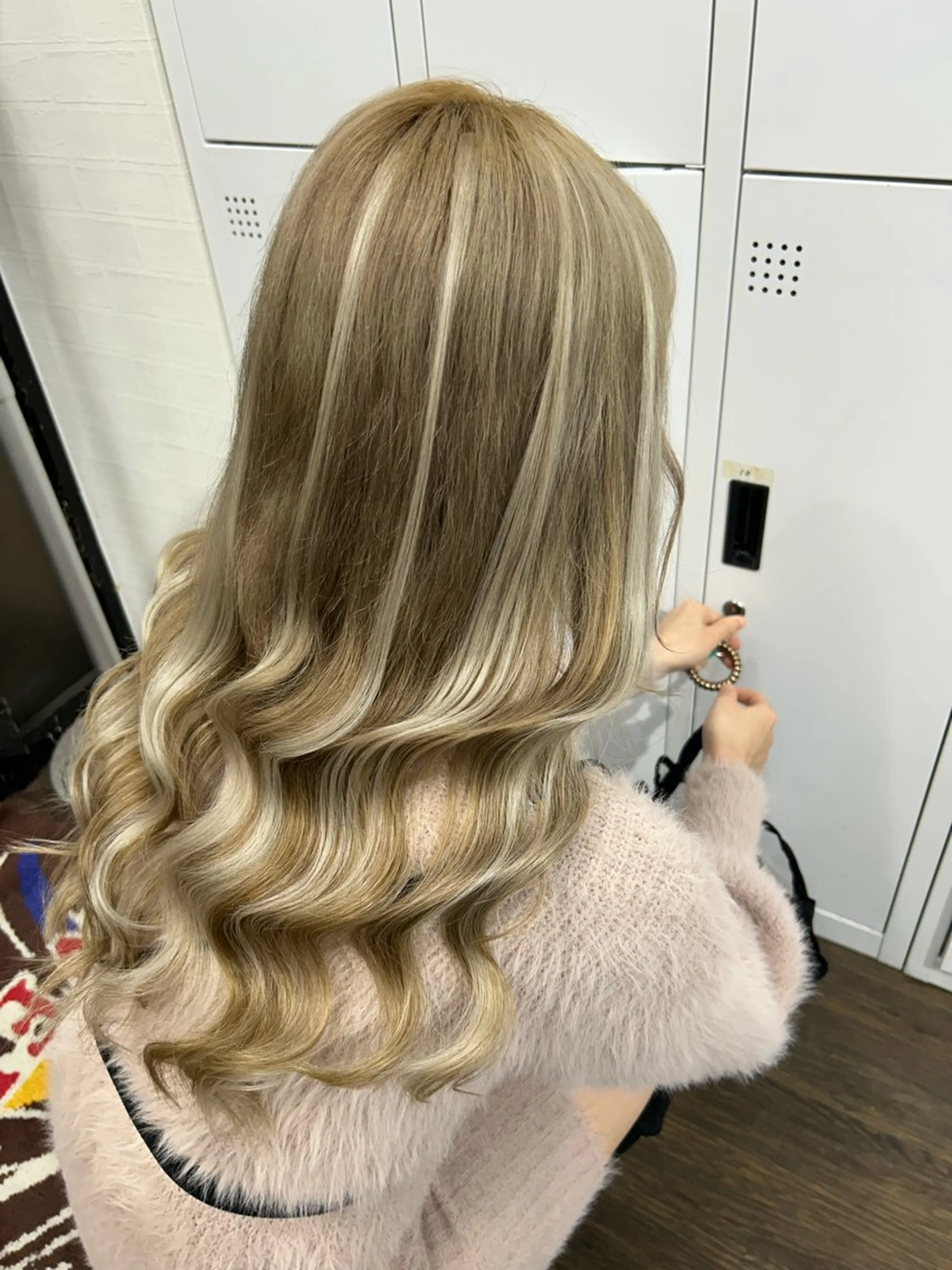 ロング カラー ヘアカラー エクステ 🌸U-topia 🌸伊藤穂乃花🌸のヘアスタイル