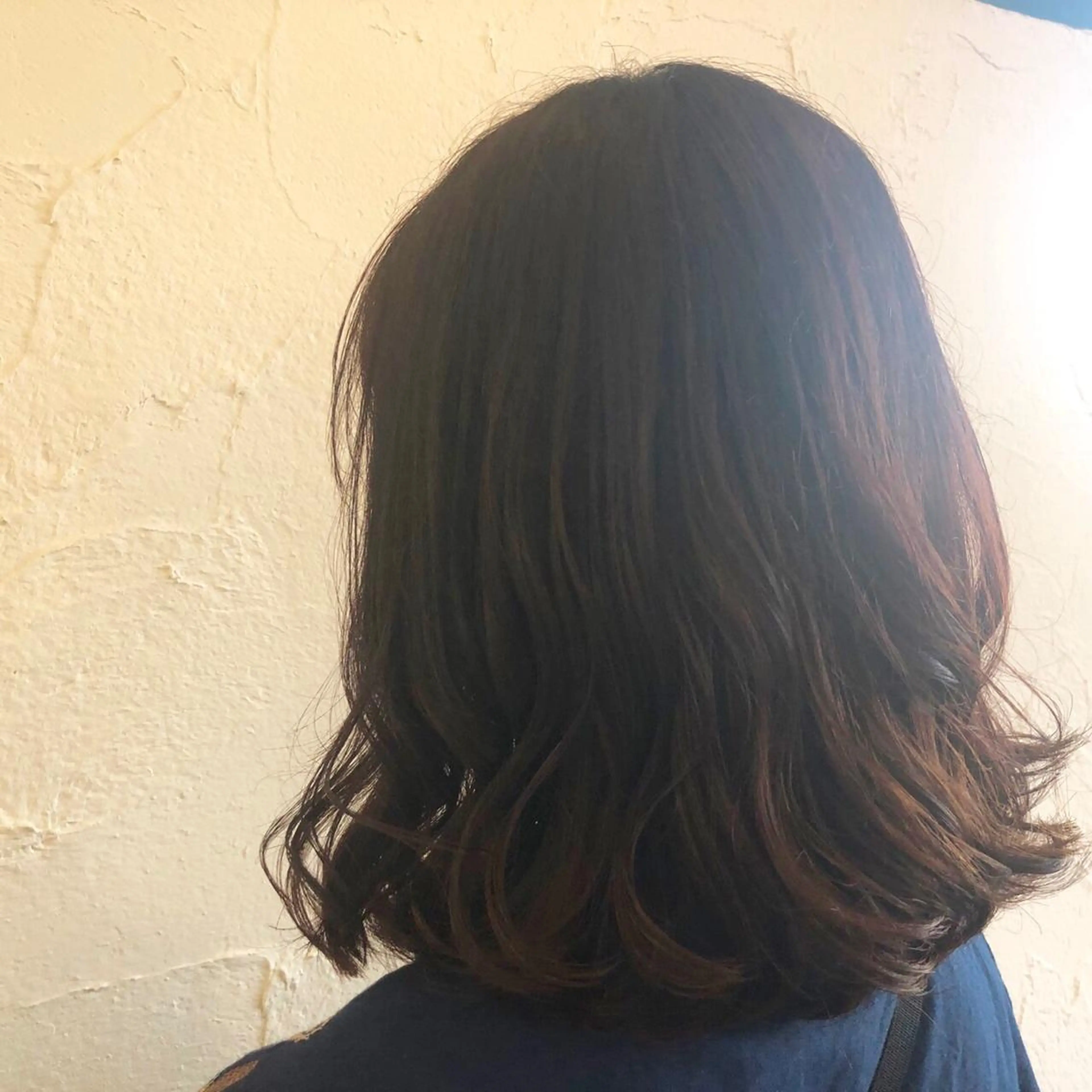 カラー 柴田 日菜子のヘアスタイル