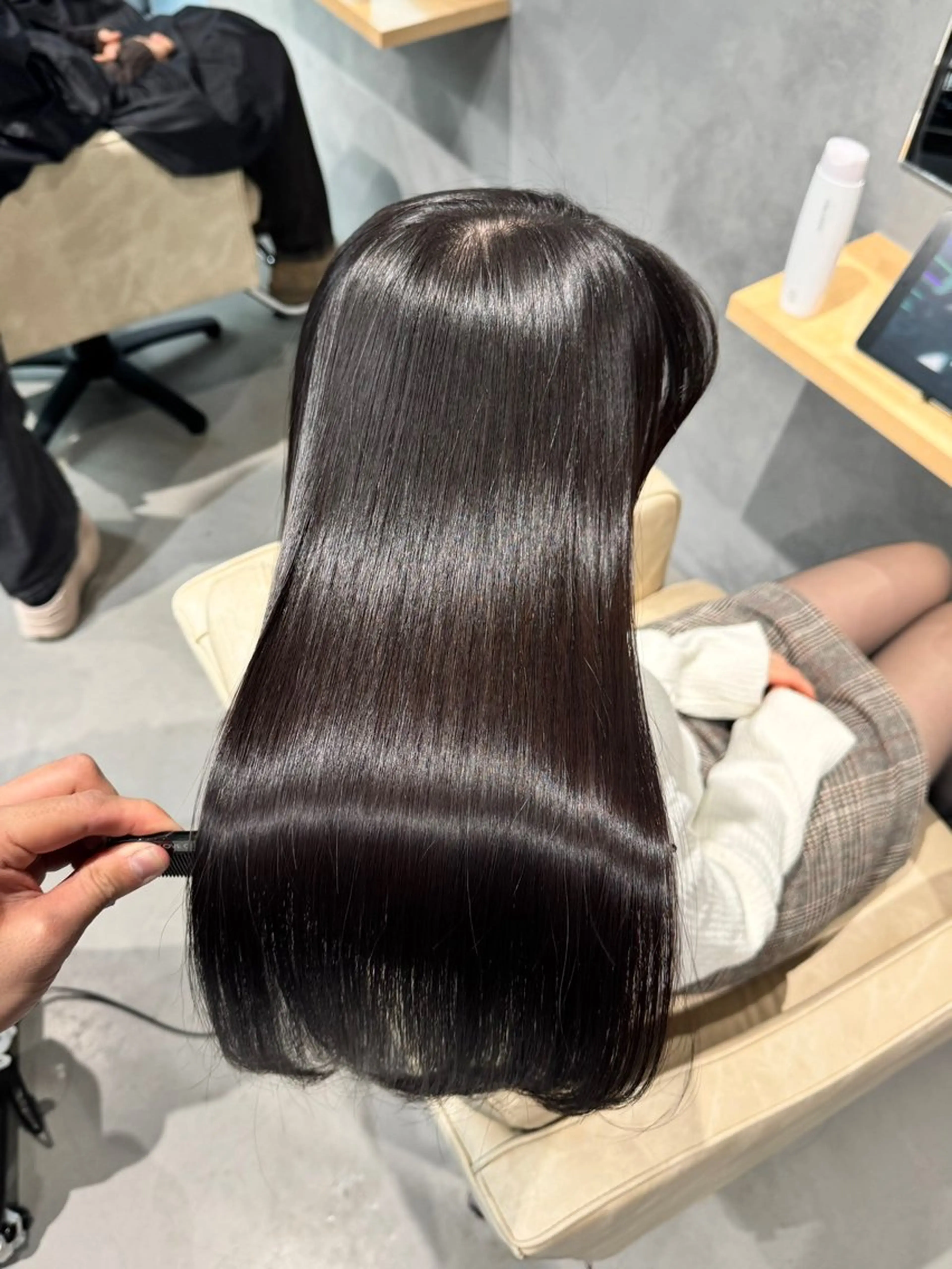 ロング ブリーチ縮毛矯正/ 複雑履歴🉑/タイチのヘアスタイル