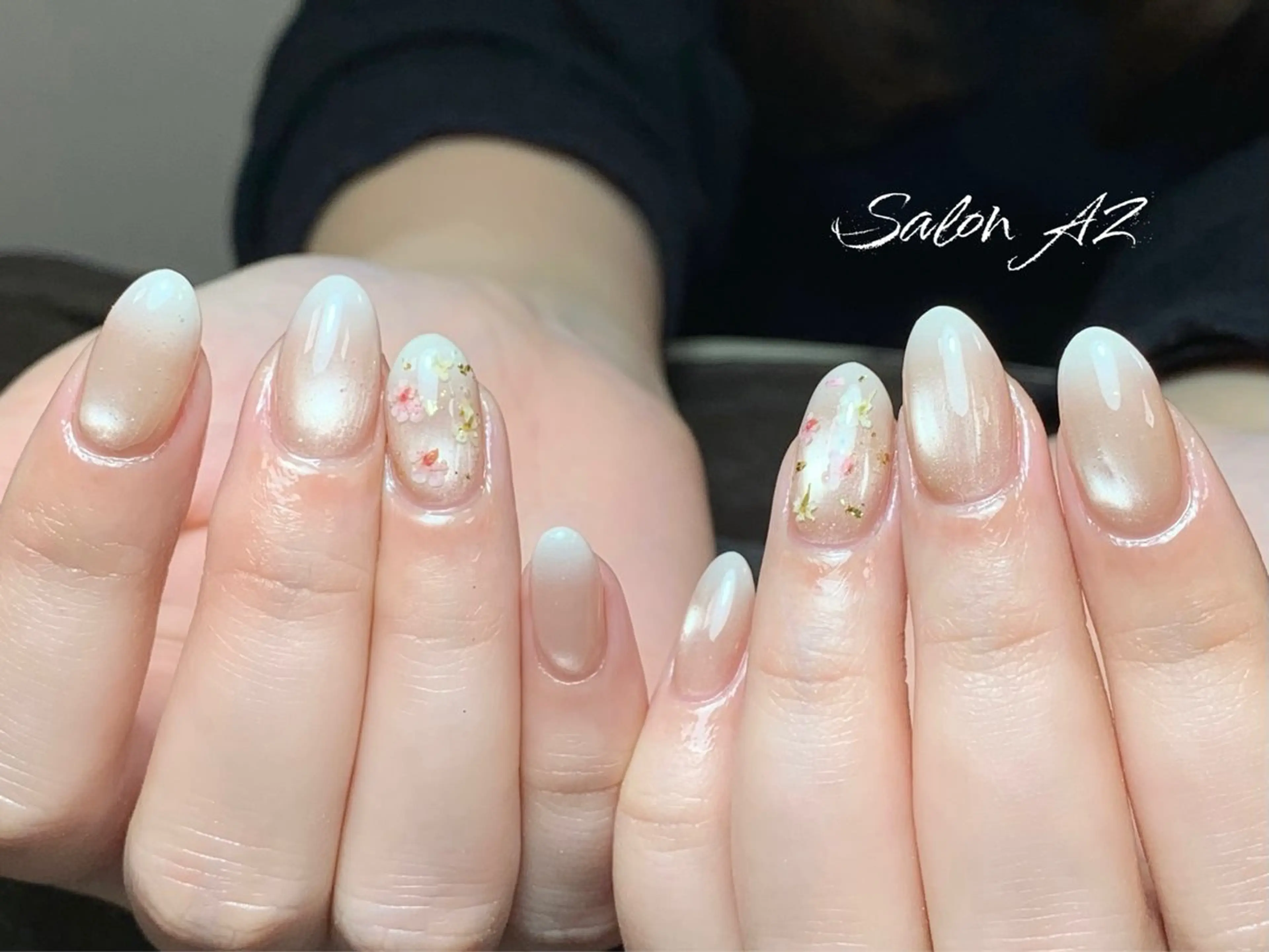 ネイル アートネイル フットネイル フレンチネイル マグネットネイル 持ち込み ハンドネイル salon AZのネイルデザイン