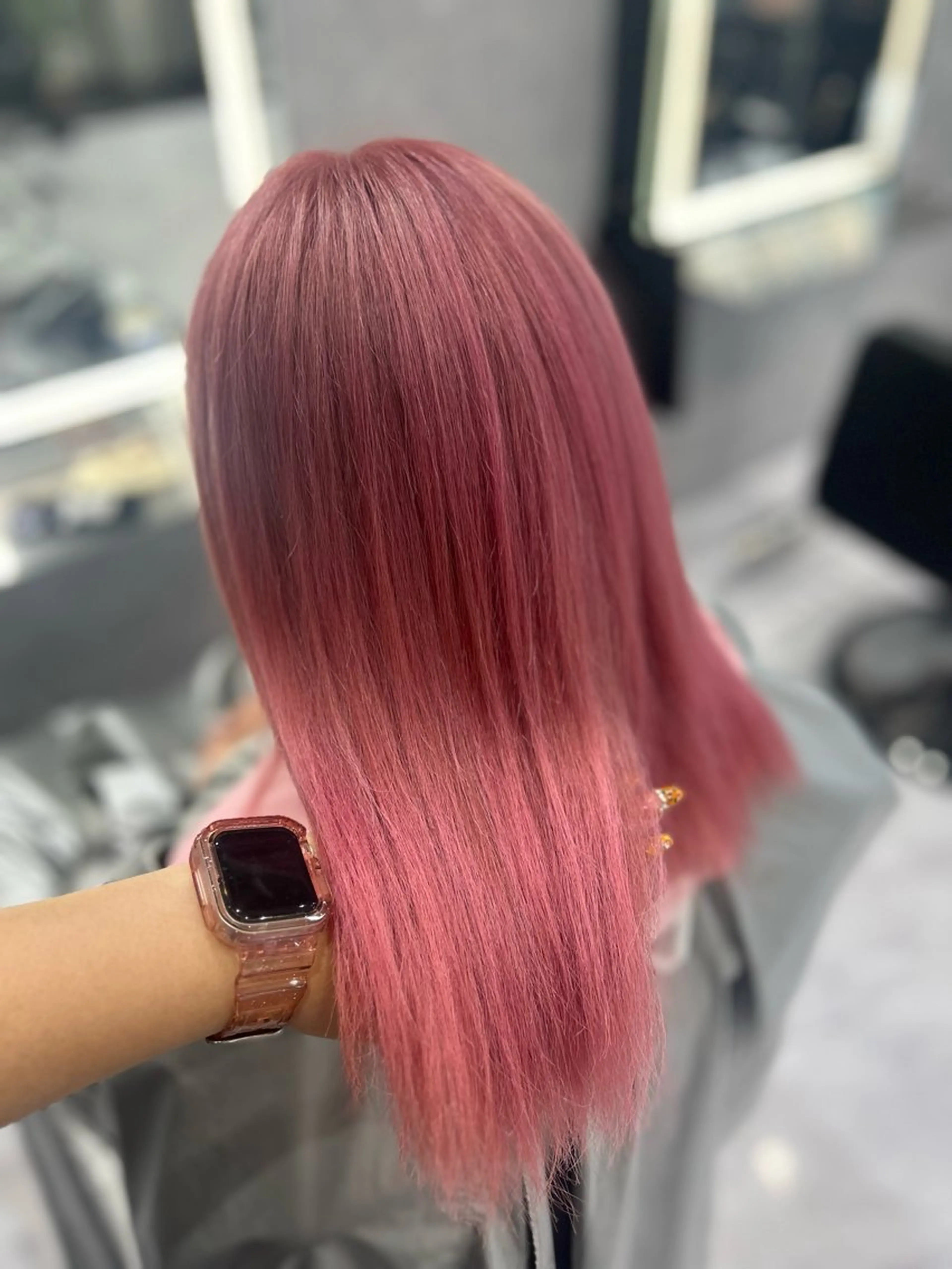 ミディアム 森下 ゆきなのヘアスタイル