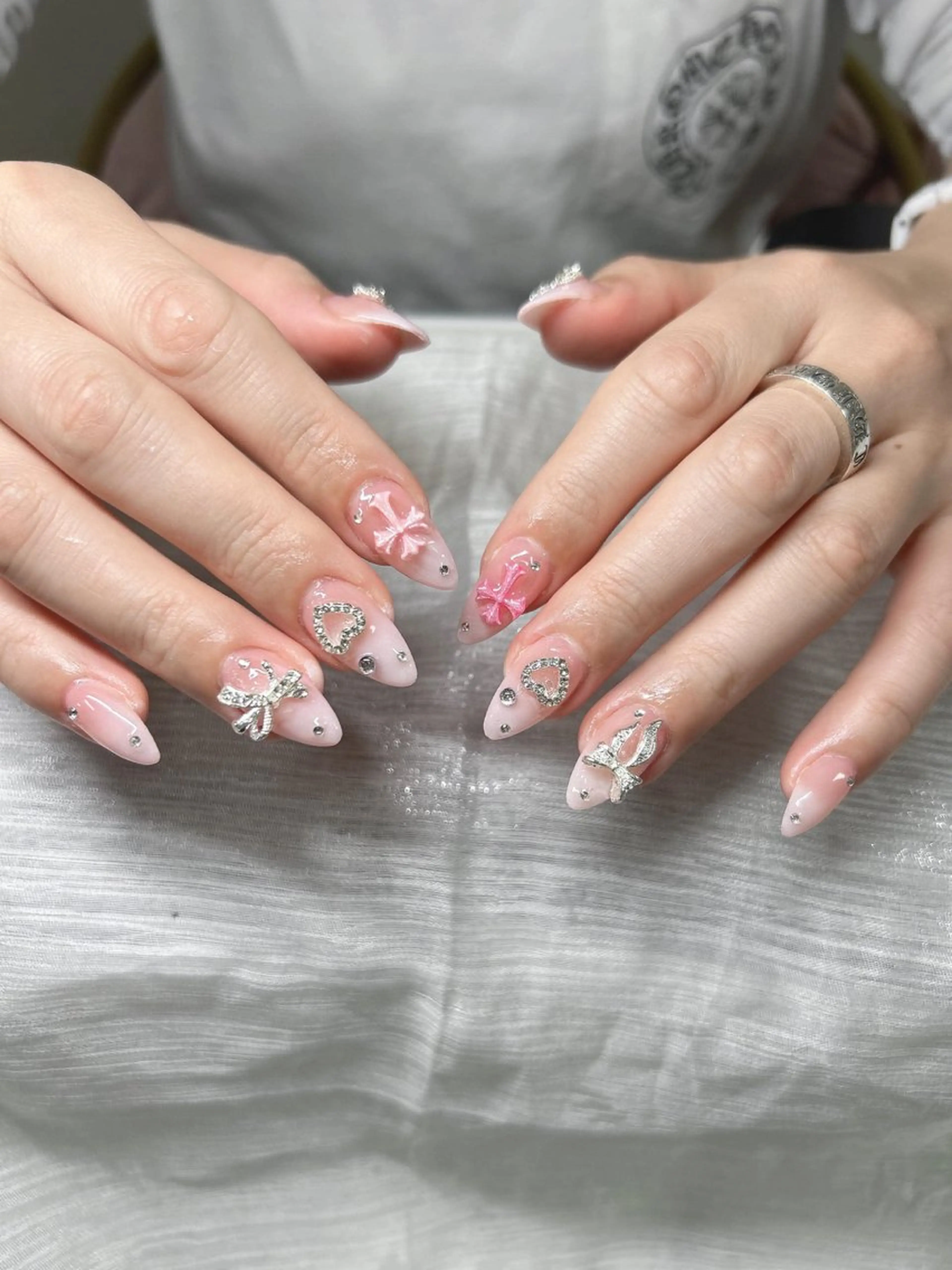 ネイル Lee Nailsのネイルデザイン