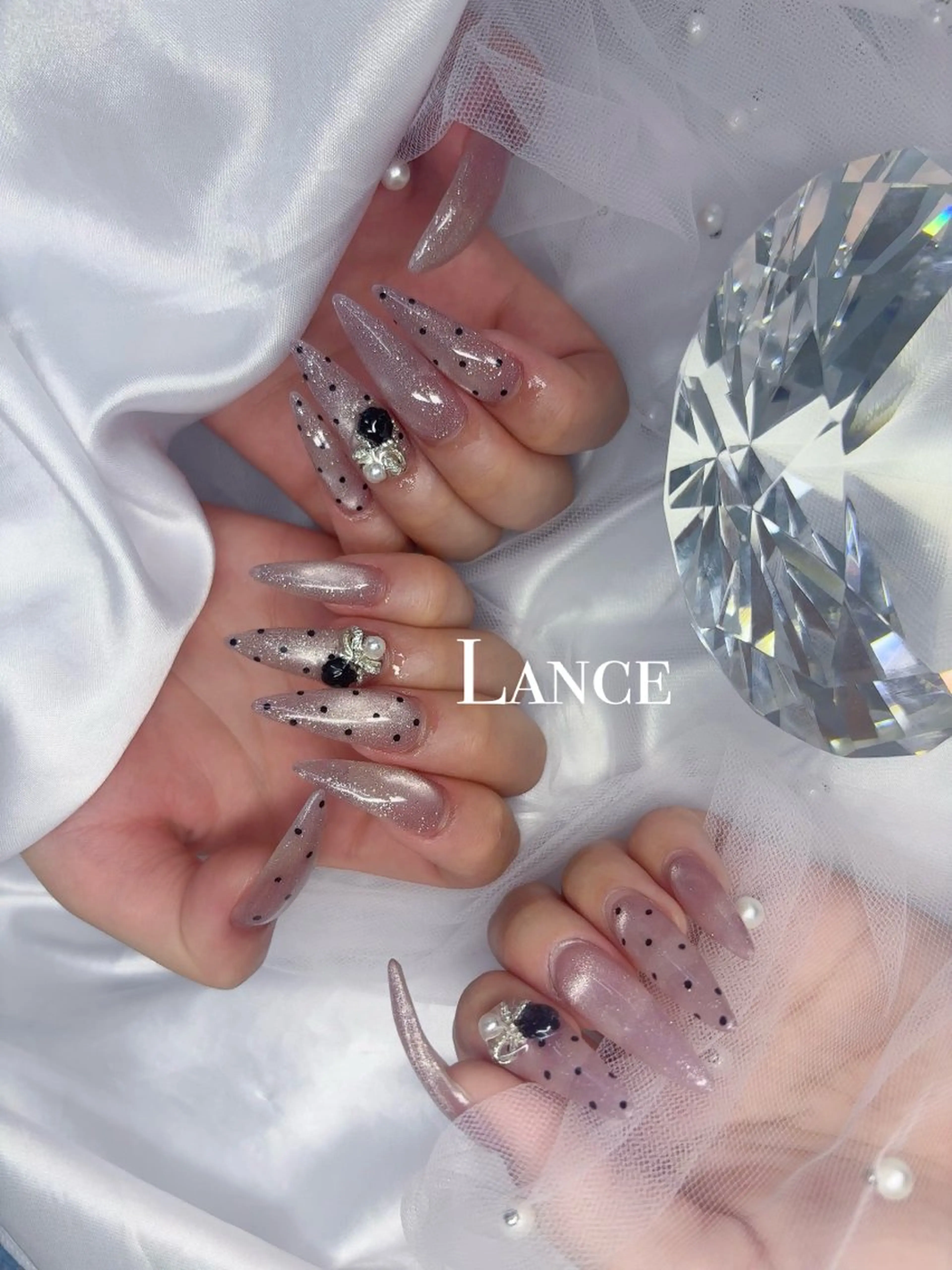 ネイル オーロラネイル フットネイル フレンチネイル ガラスフレンチ 氷ネイル・うるうるネイル ハンドネイル Lance nailのネイルデザイン