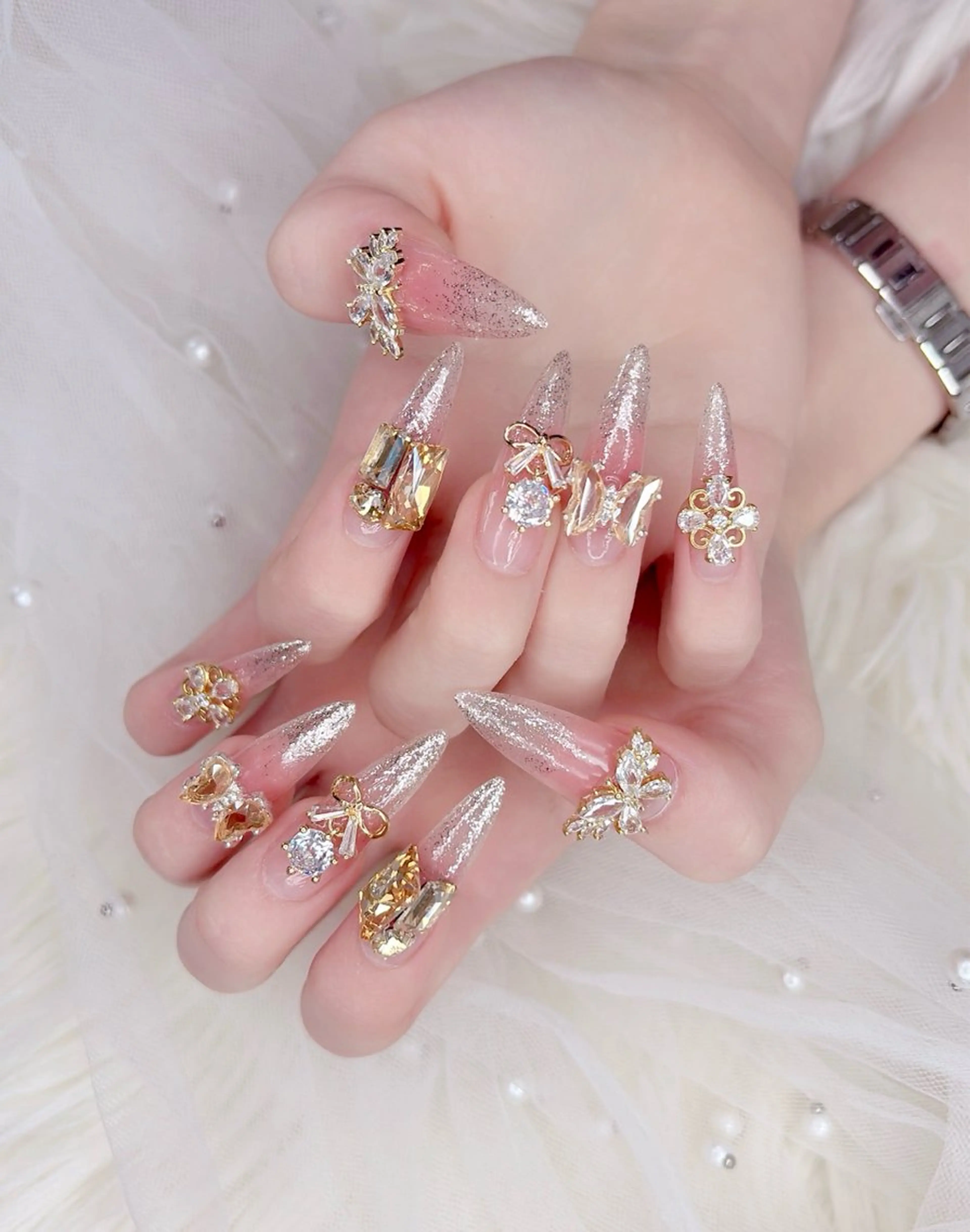 ネイル ハンドネイル フットネイル ハンドケア R salonのネイルデザイン