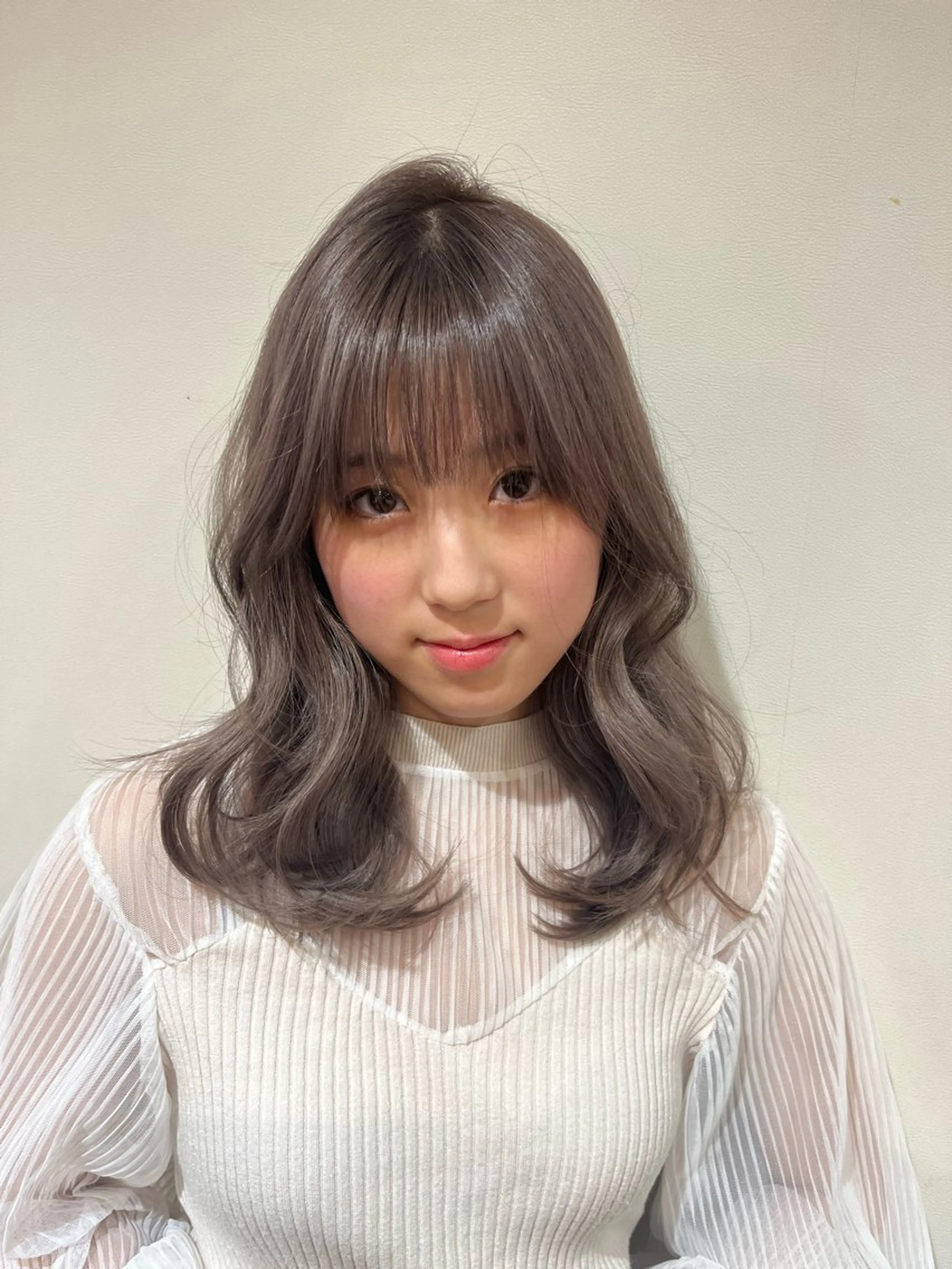 セミロング ナチュラル/艶髪 /牧野 佑菜のヘアスタイル