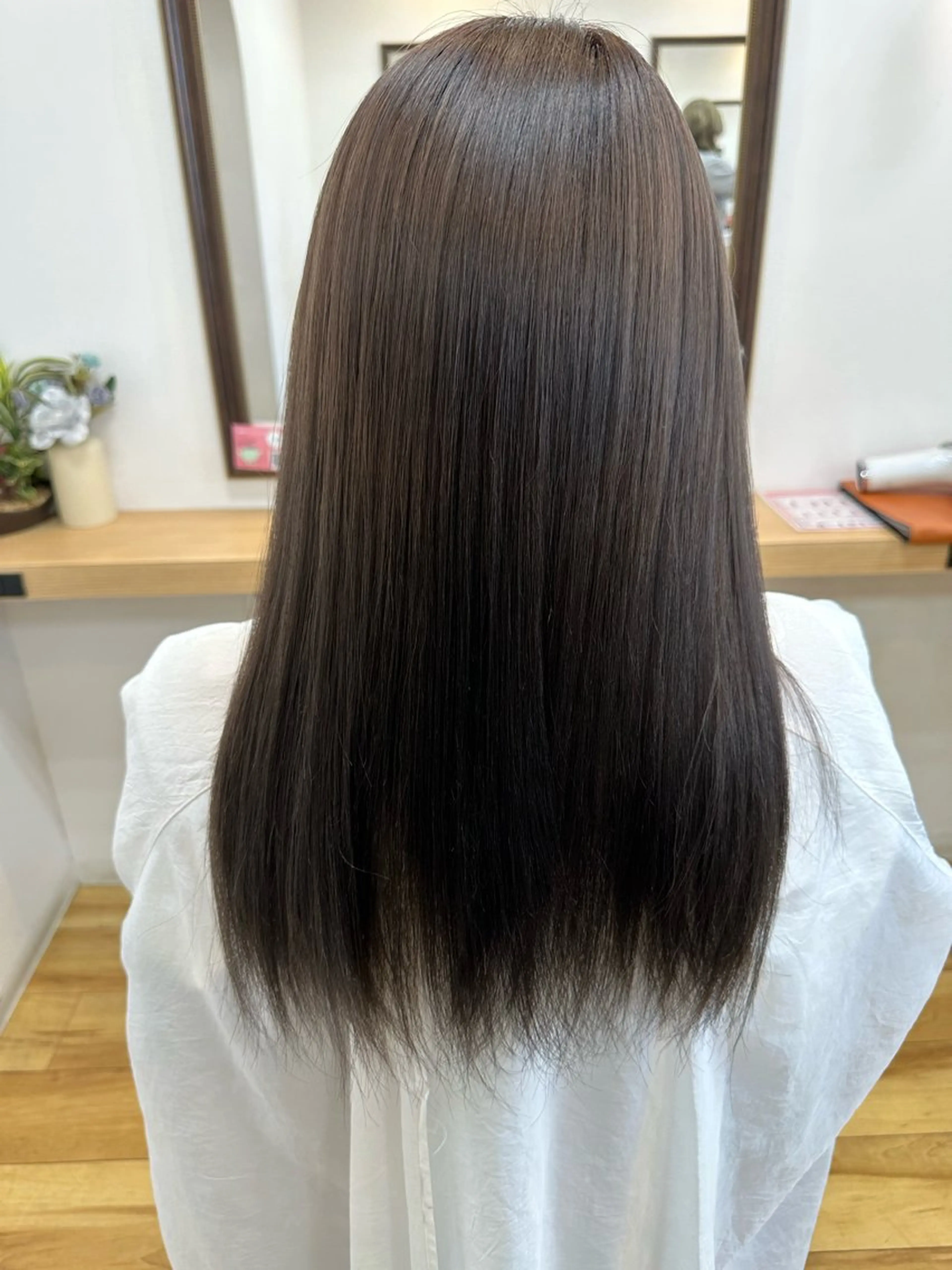 カラー 八木 勇気のヘアスタイル