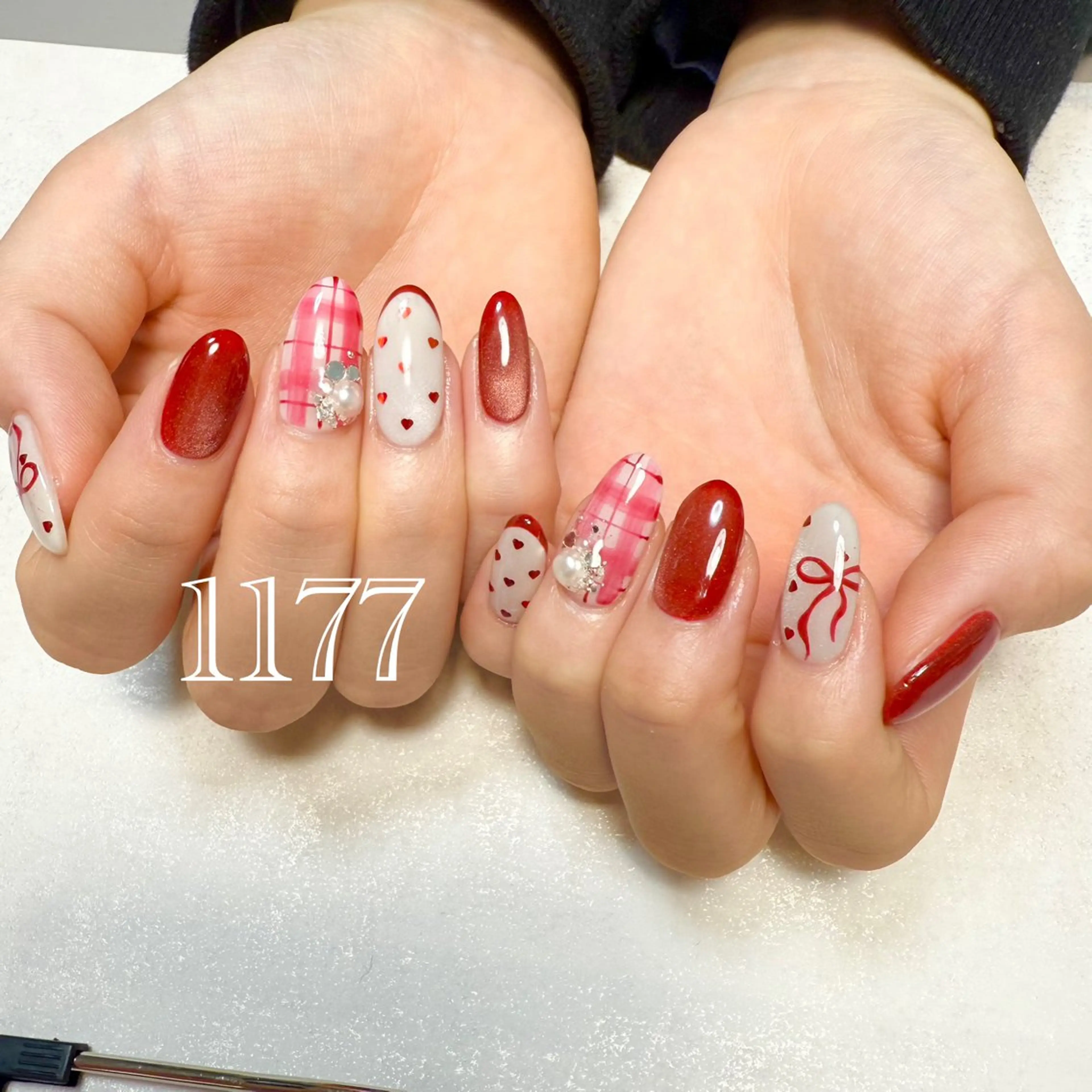 ネイル ハンドネイル nailsalon 1177のネイルデザイン