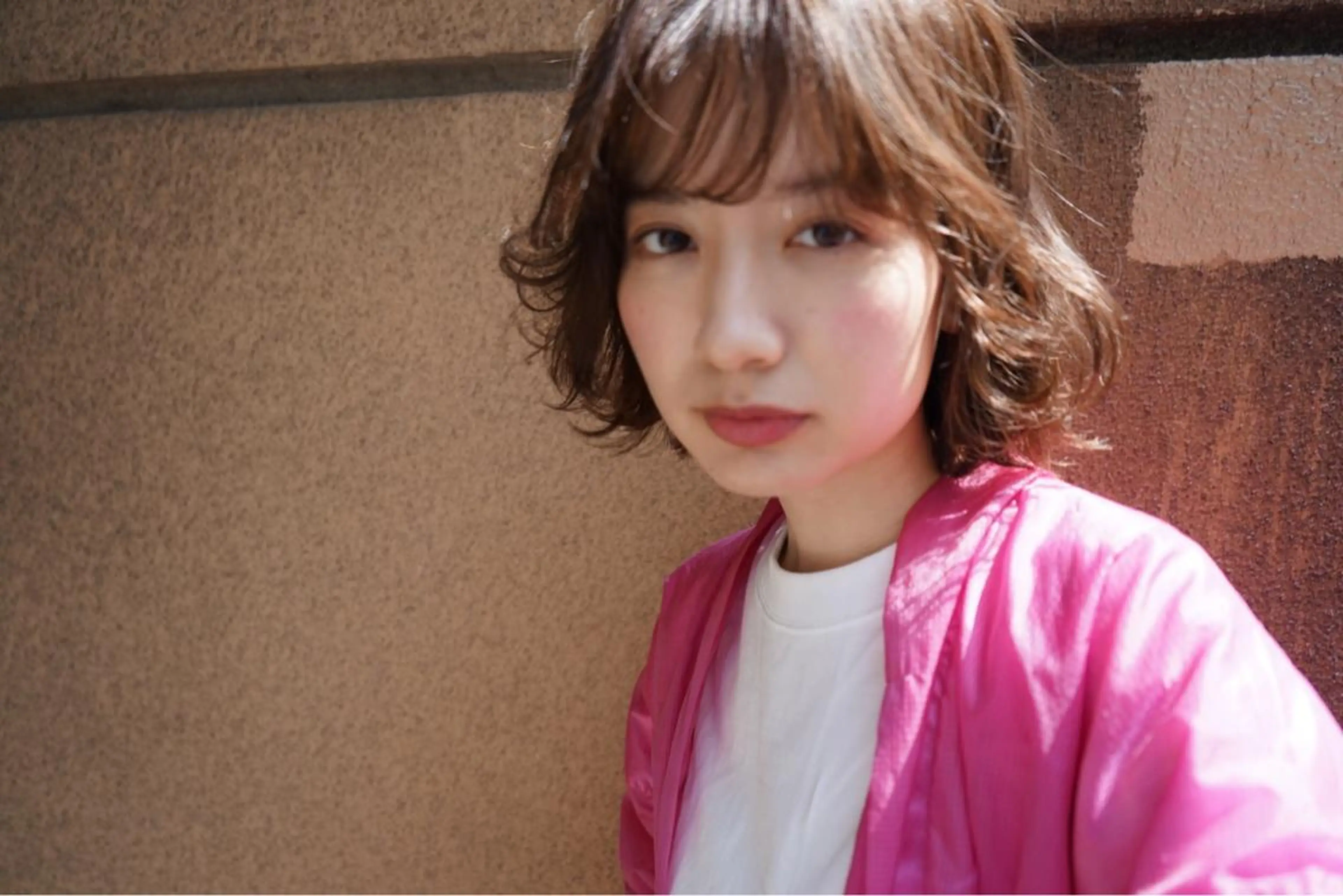 ミディアム カラー パーマ ミディアムパーマ アッシュ アッシュブラウン ベージュカラー 黒髪 newi saLyu ネウィ　サリューのヘアスタイル