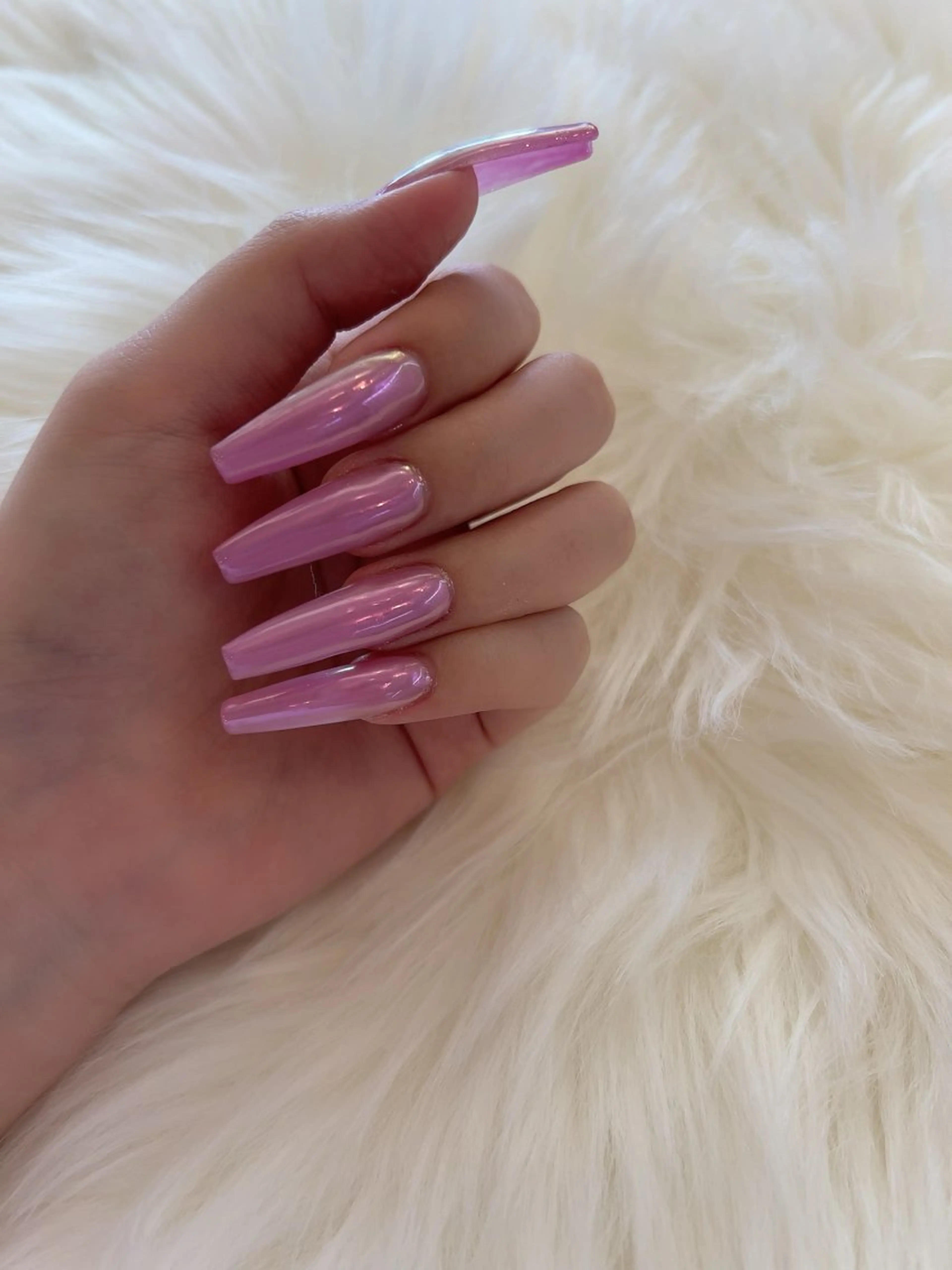 ネイル オーロラネイル ワンカラーネイル RÊVIA所属・RÊVIA (レヴィア)のネイルデザイン