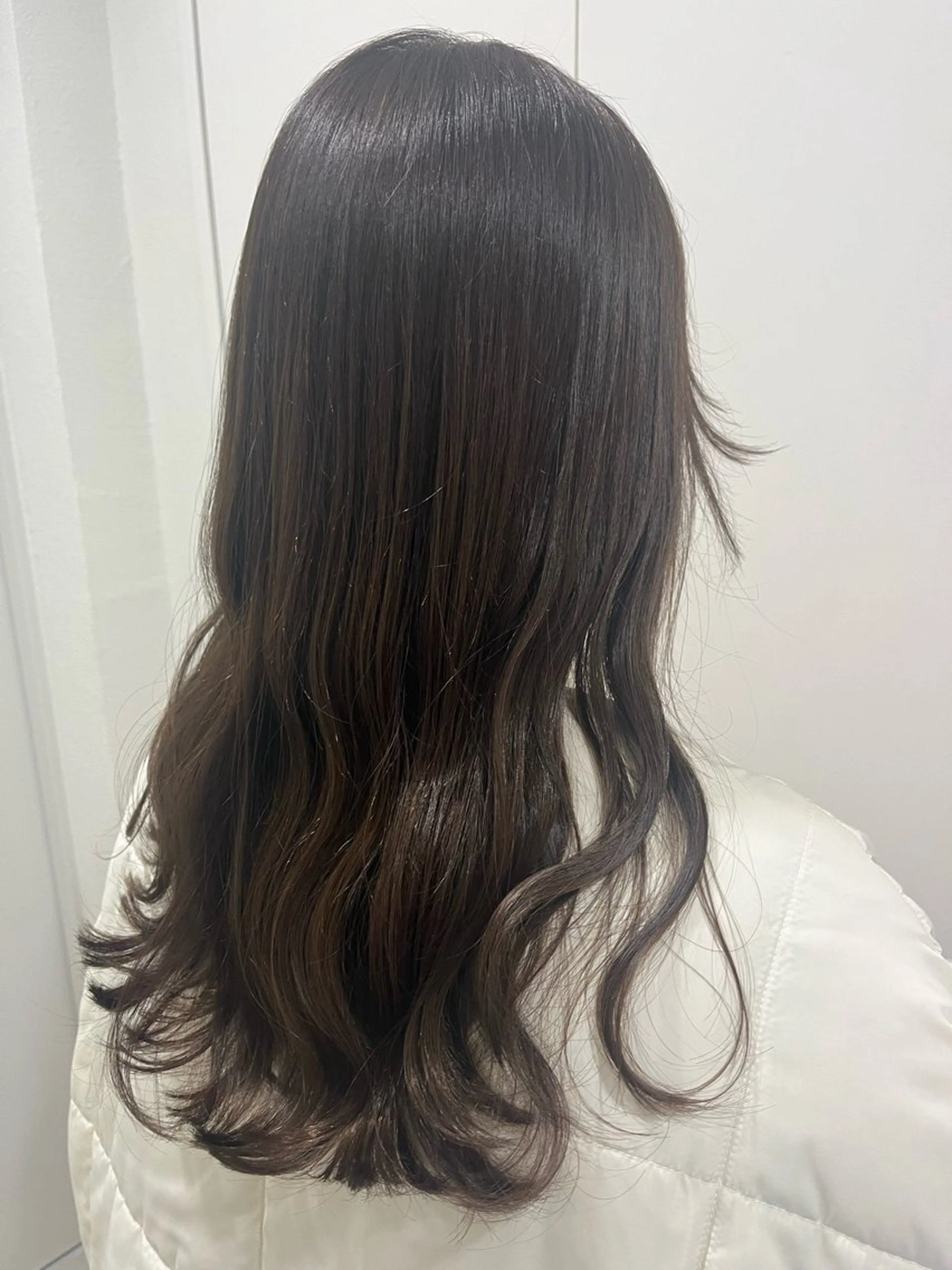 ロング カラー アディクシーカラー ヘアカラー トリートメント Eleanor 池袋 🧸Madoka🧸のヘアスタイル