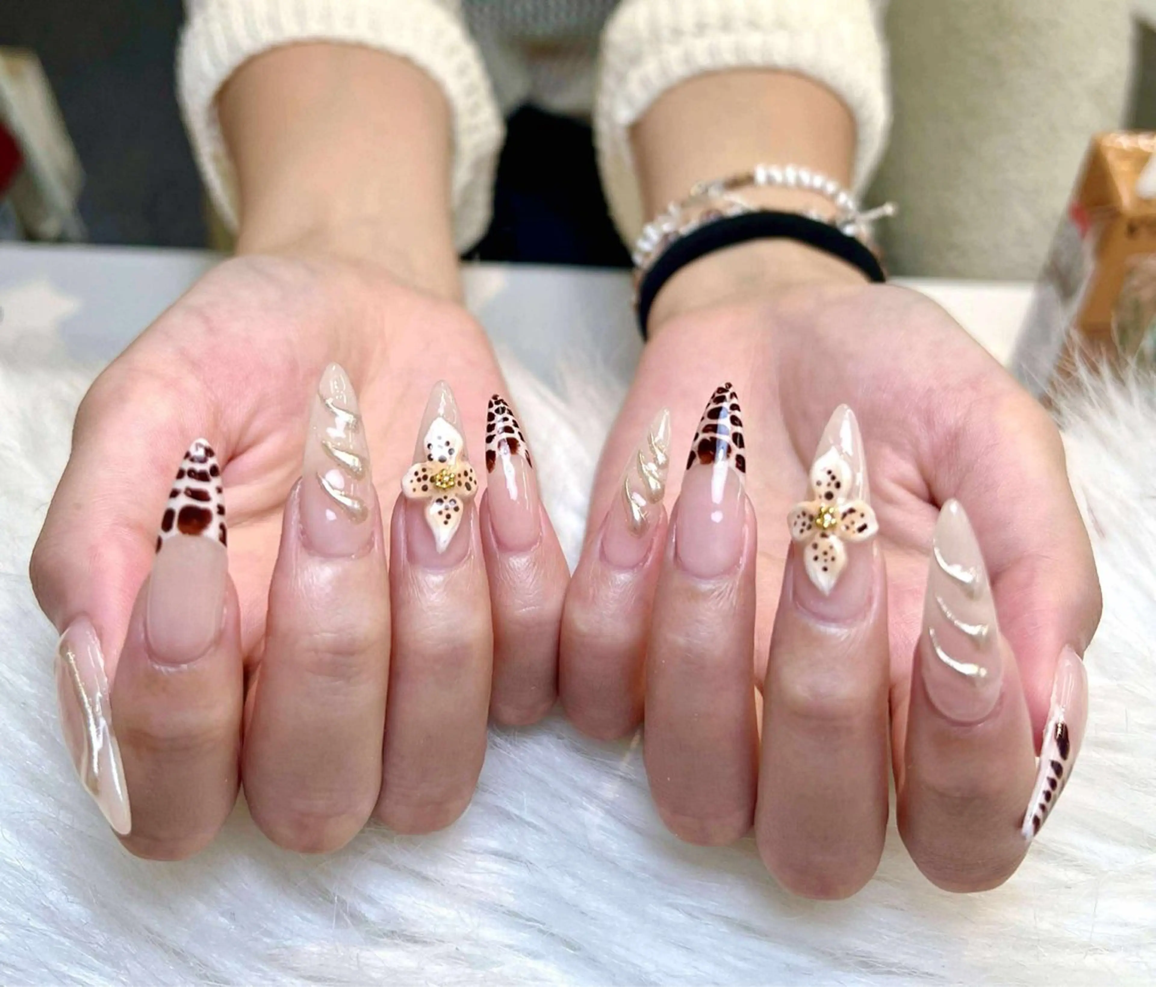 ネイル アートネイル 成人式 ジェルネイル ニュアンスネイル 夏ネイル ハンドネイル Jenn Nail Shinokuboのネイルデザイン