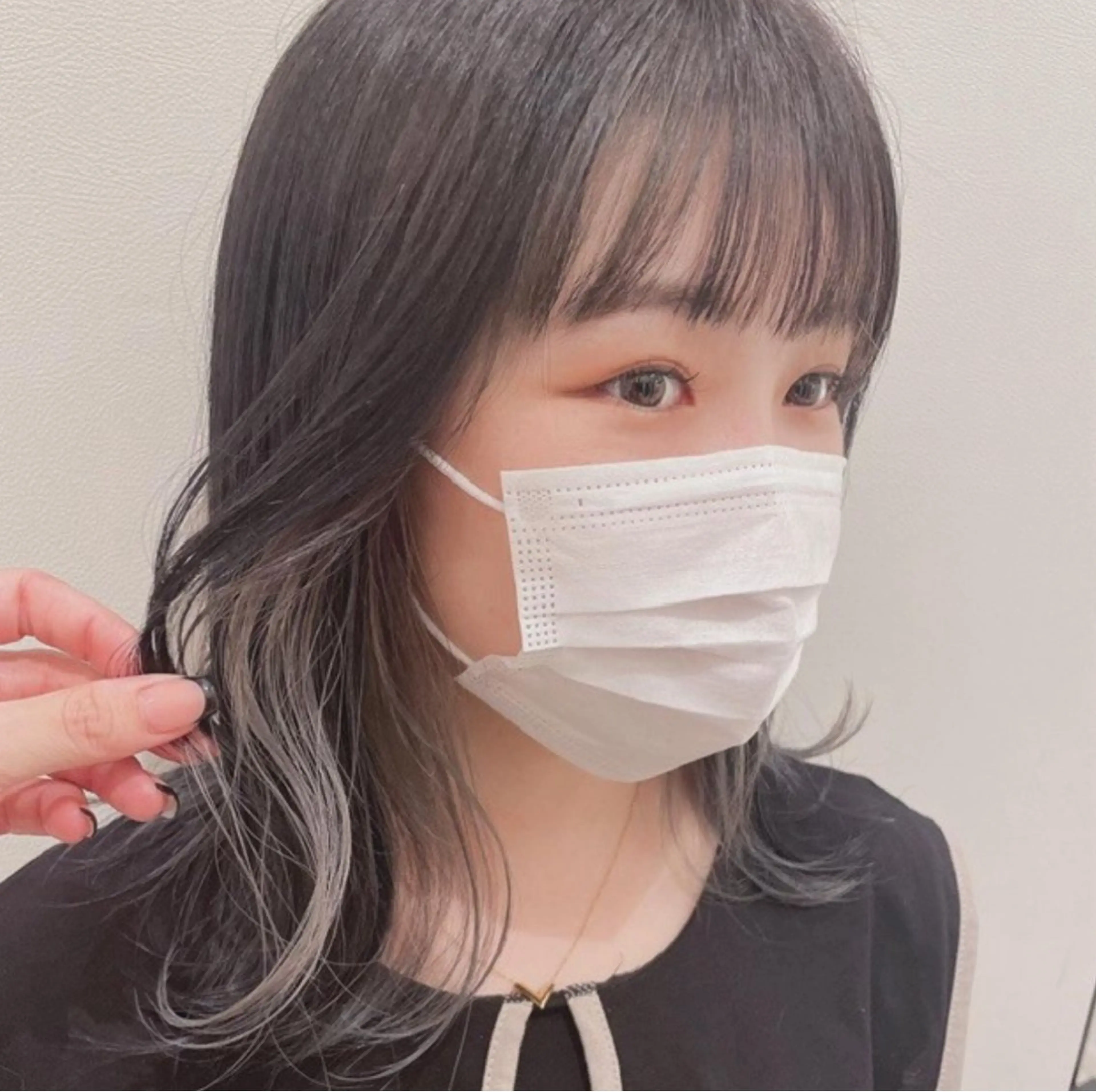 🦋ミニモ学割🦋フロントカット＋イヤリングカラー（ブリーチ込み）所要時間90分の写真