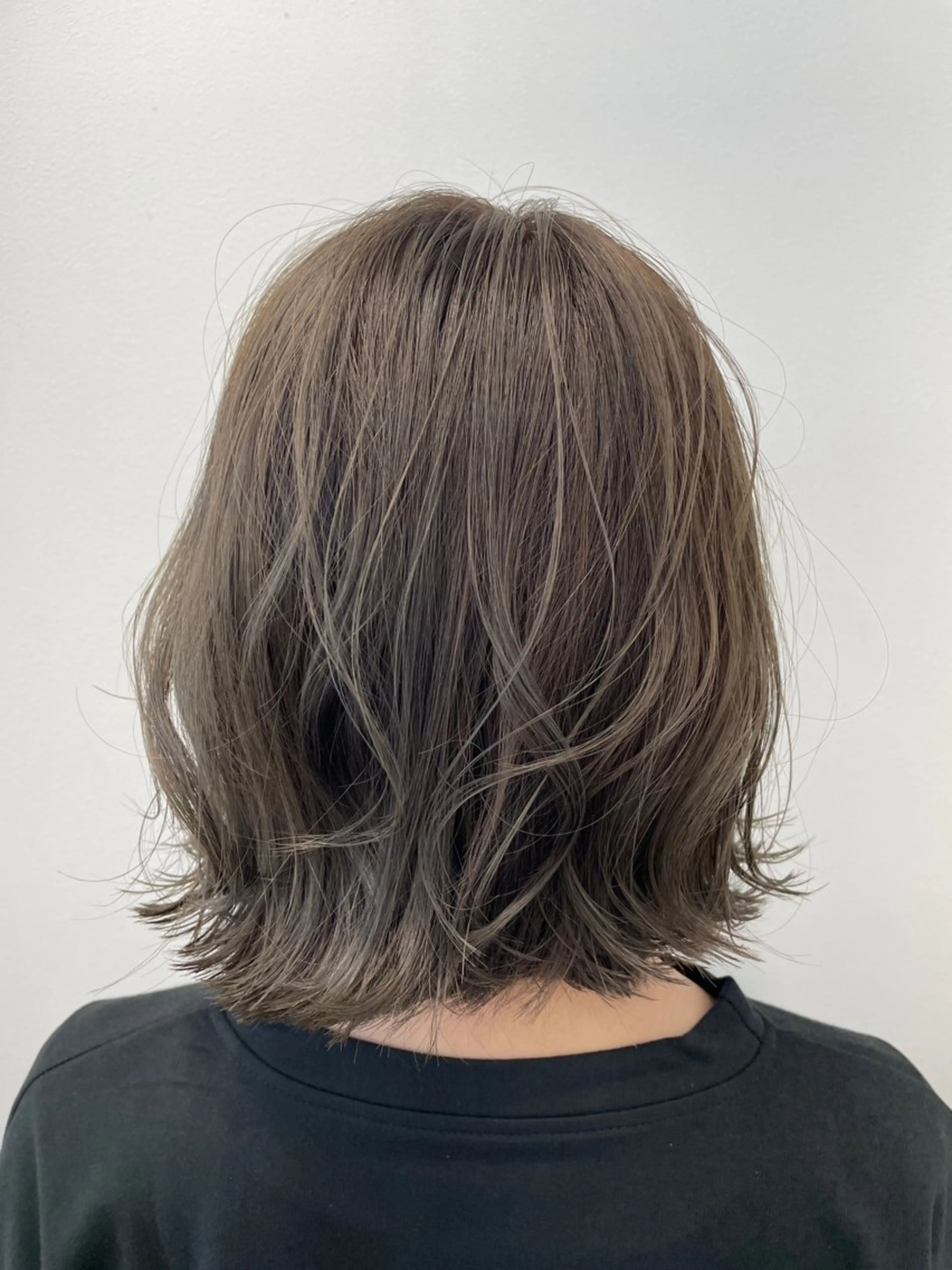 ショート カラー ボブレイヤー アッシュ ボブ レイヤーカット カット ヘアカラー トリートメント Share  Salon  Reco【GARDEN】所属・末石 智のヘアスタイル