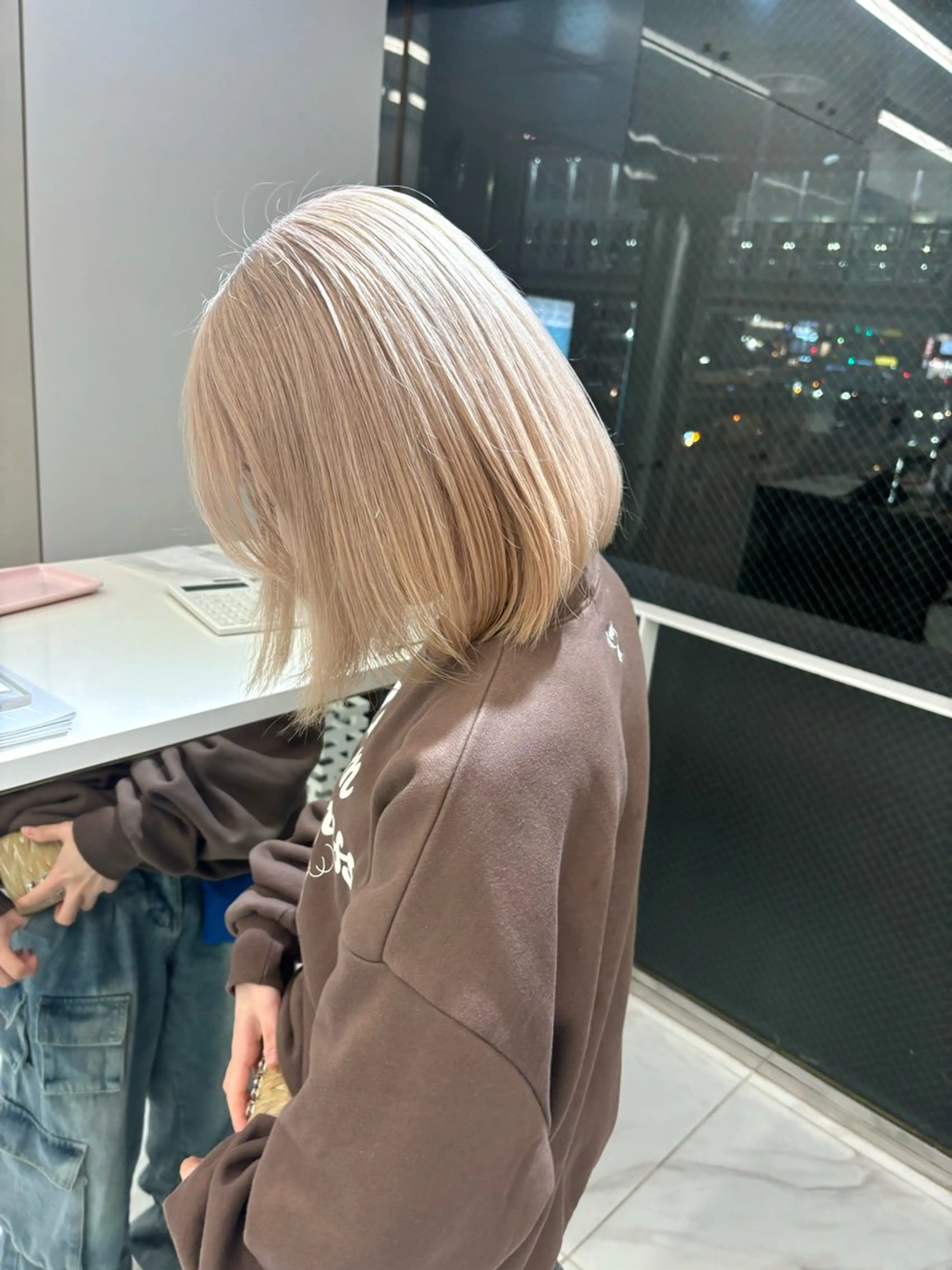 ミディアム カラー ハイトーンカラー ヘアカラー 🩶大人韓国ヘア 渋谷/Satsukiのヘアスタイル