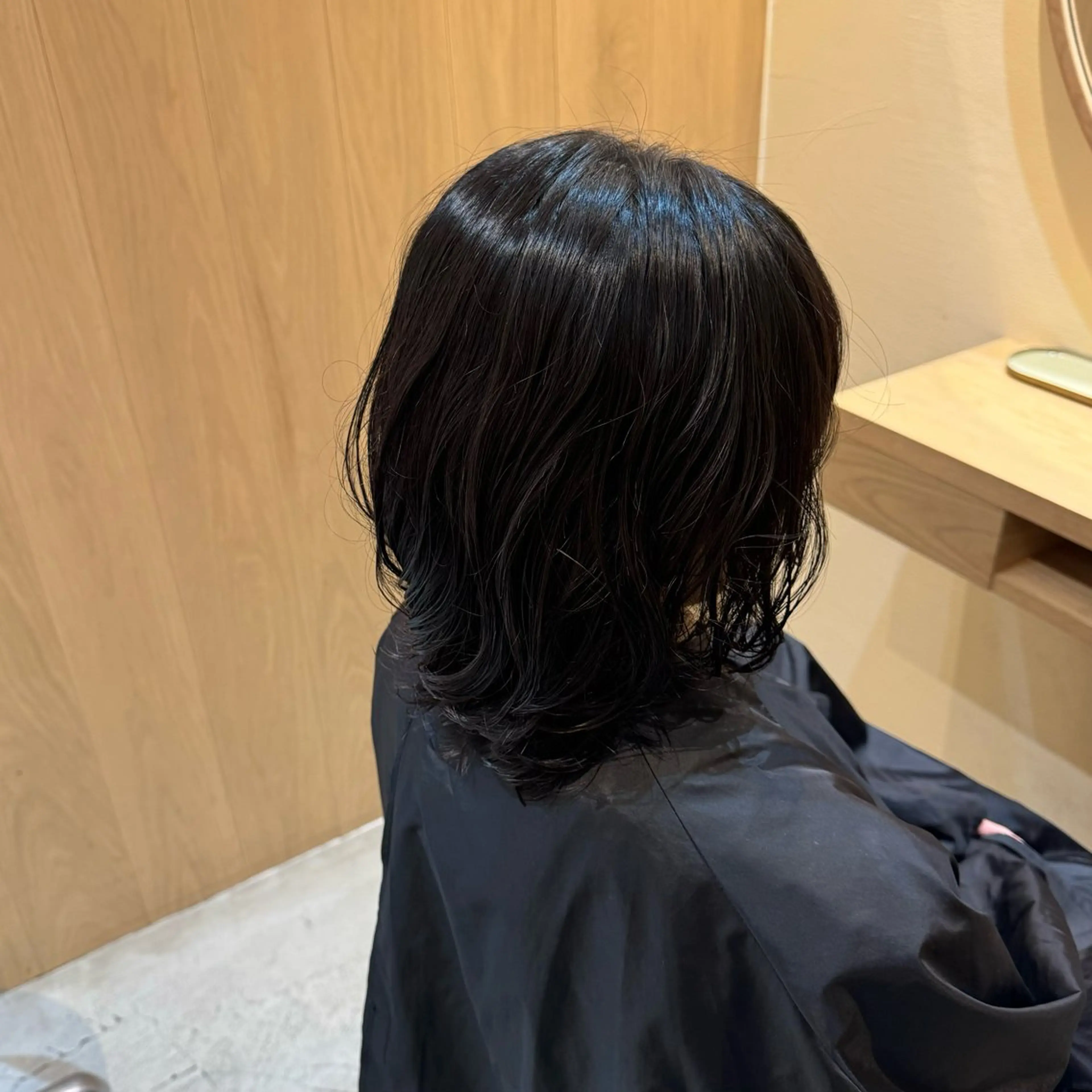 ミディアム ミディアムパーマ 透明感カラー/ MIOのヘアスタイル