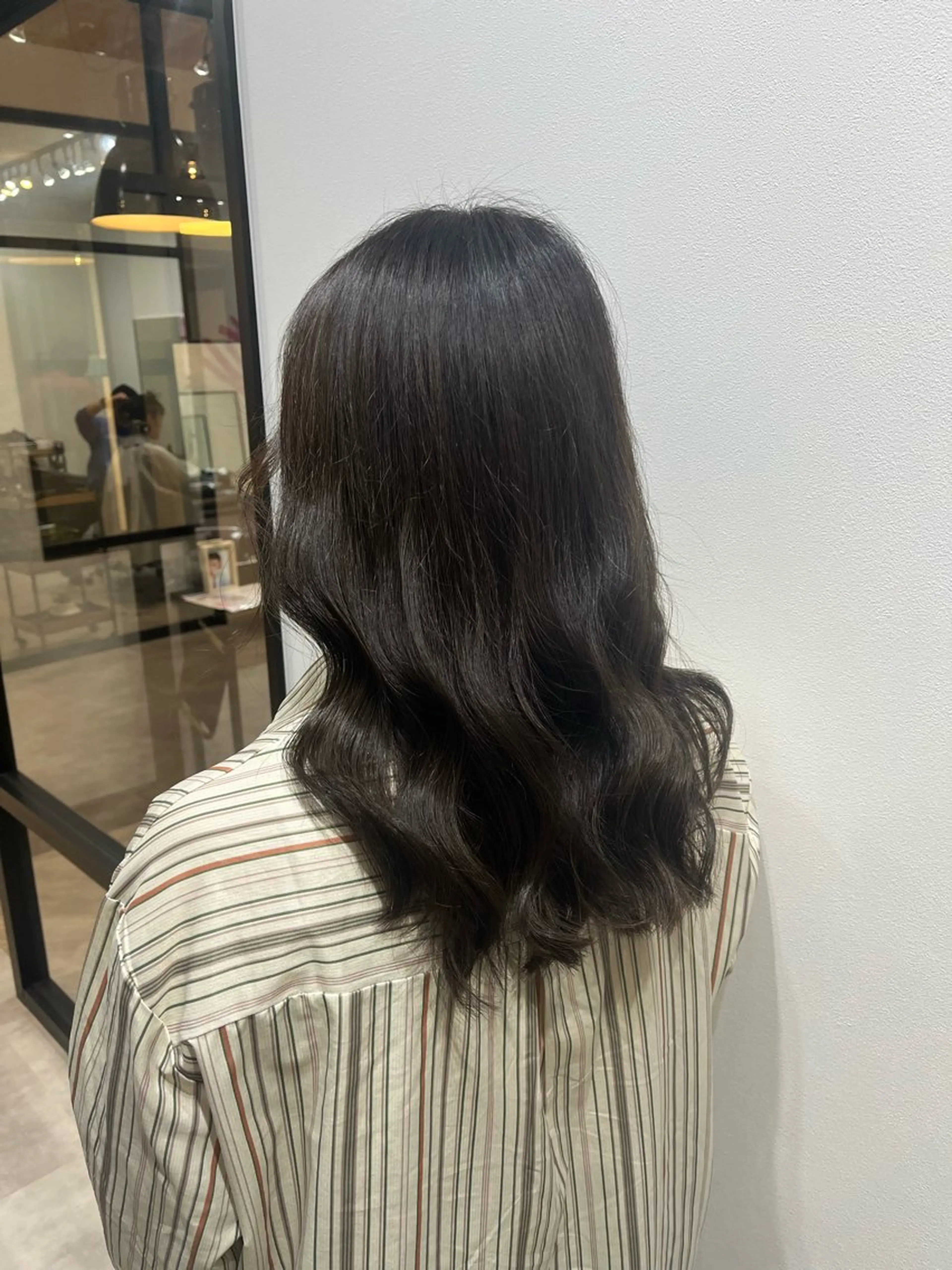 セミロング カラー 艶カラー推し！ なかはらあかりのヘアスタイル